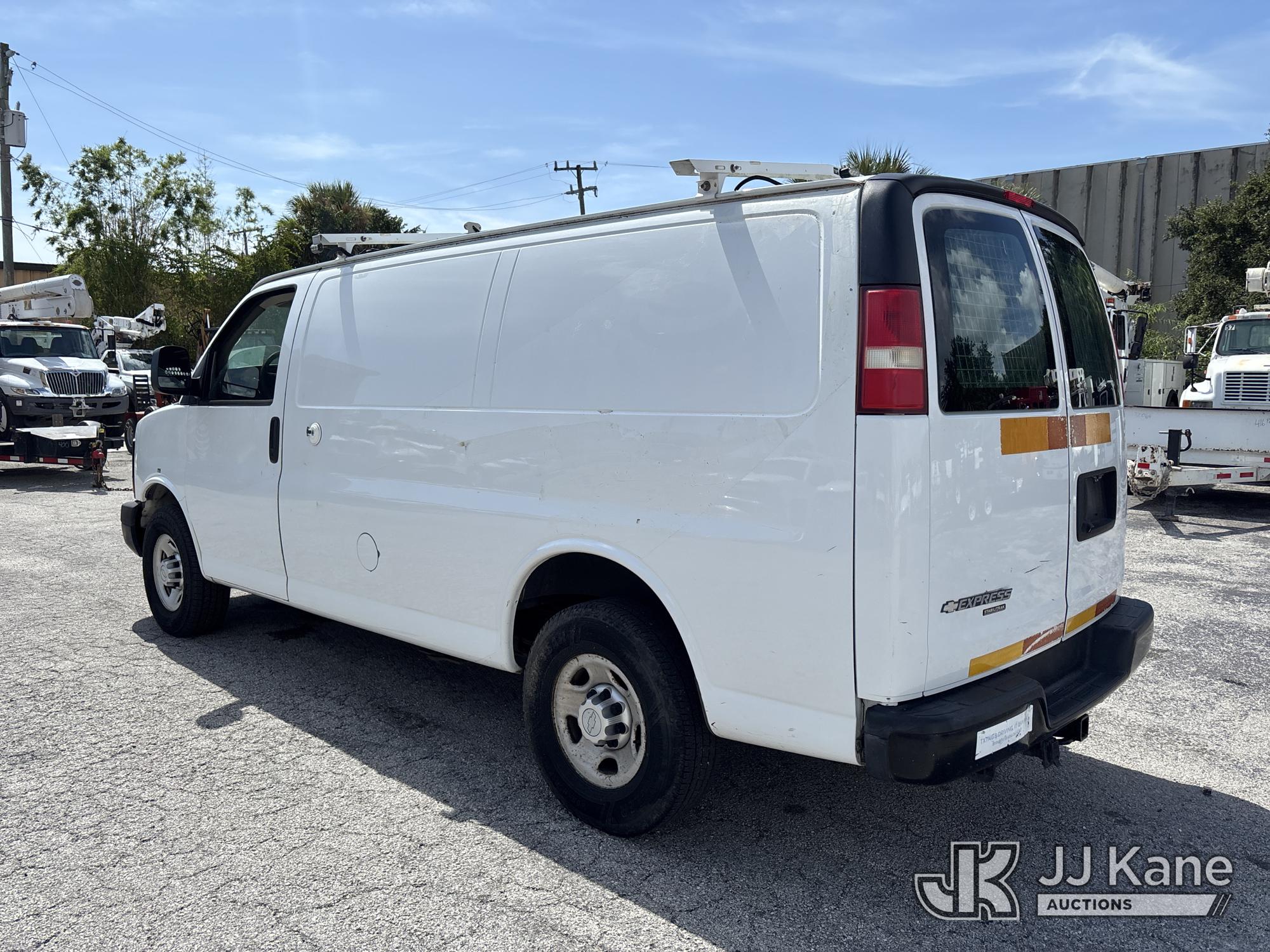 2015 Chevrolet EXPRESS 2500