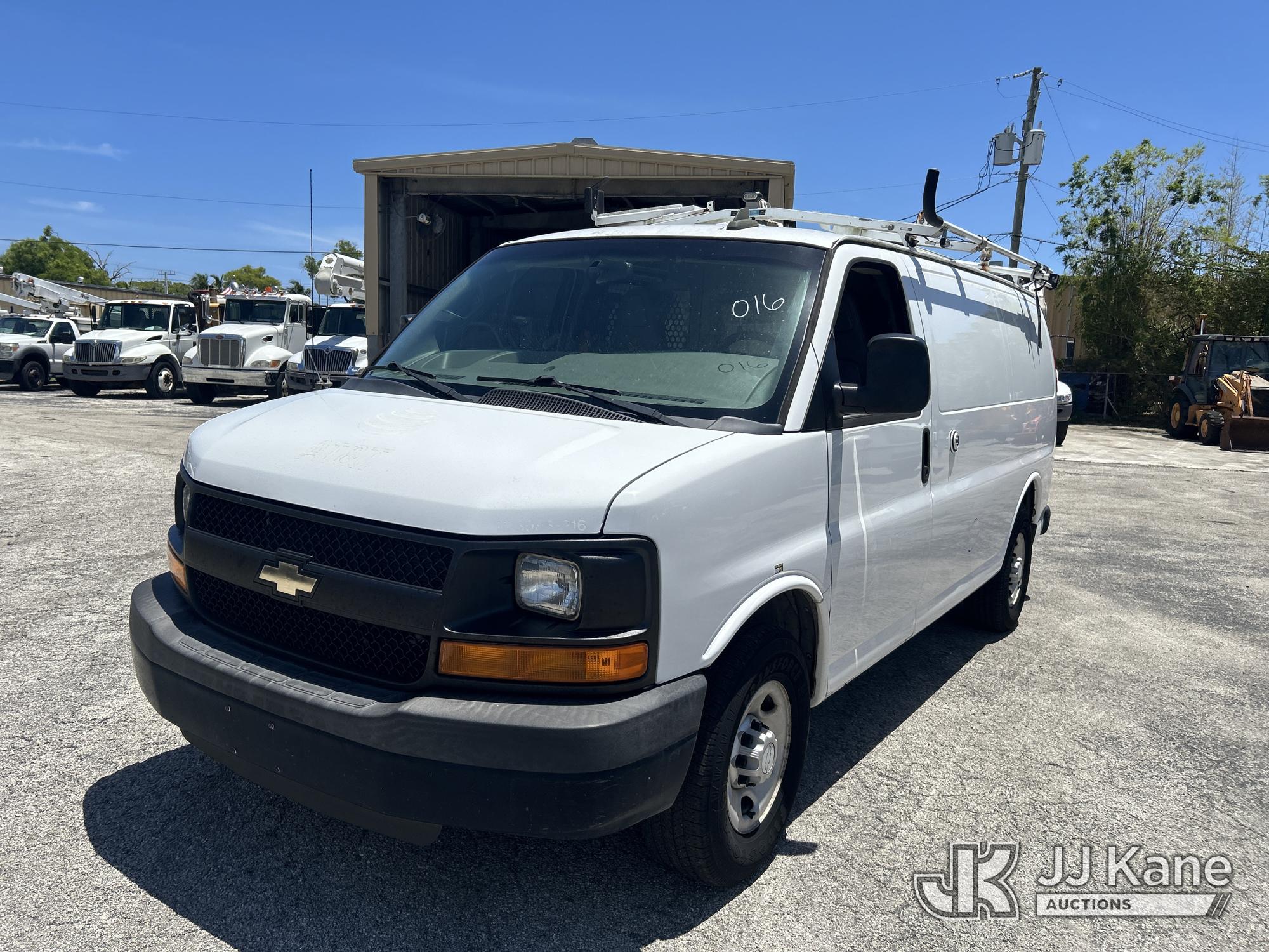 Photo of 2016 Chevrolet Express G2500