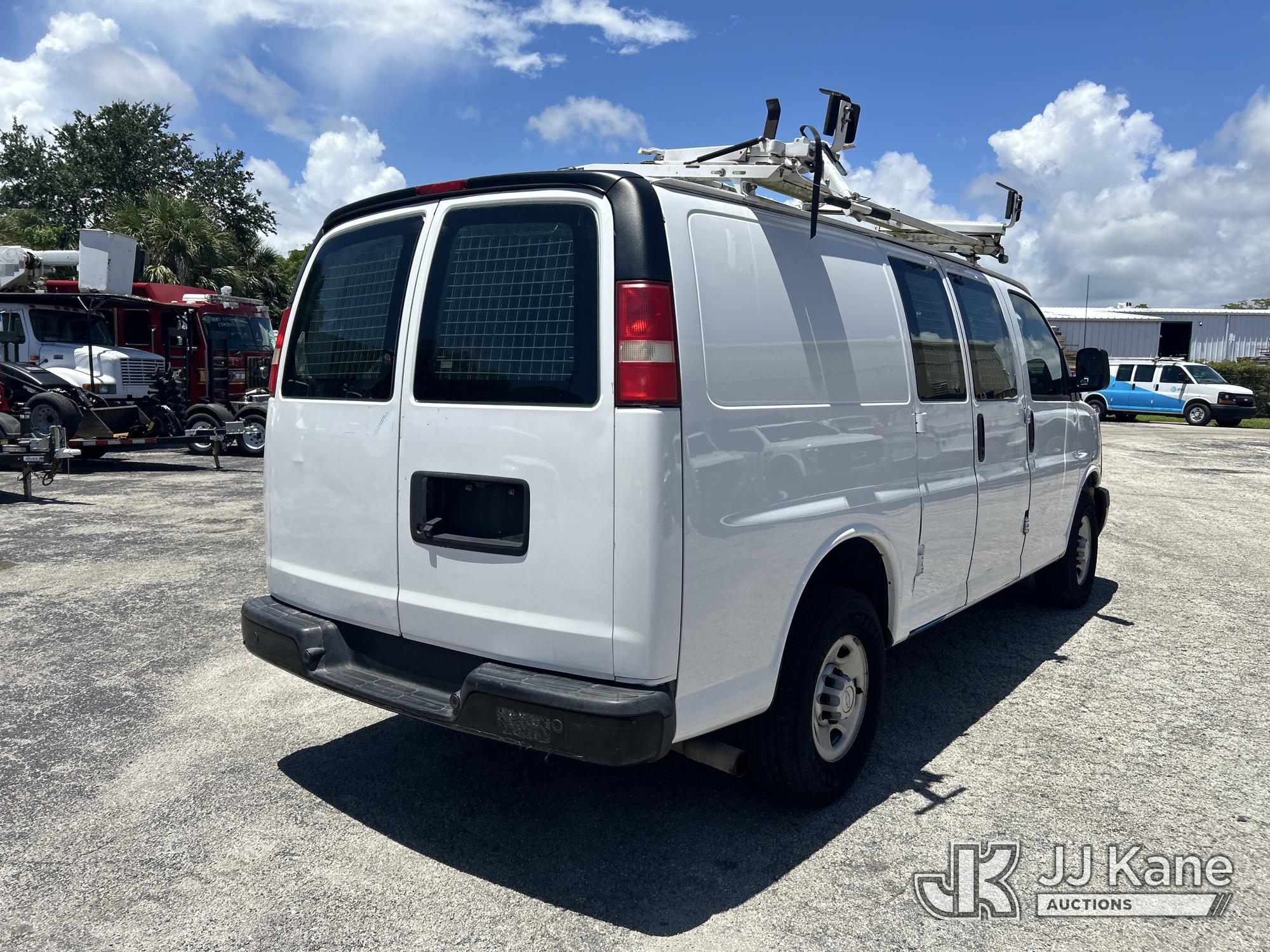2016 Chevrolet EXPRESS G2500