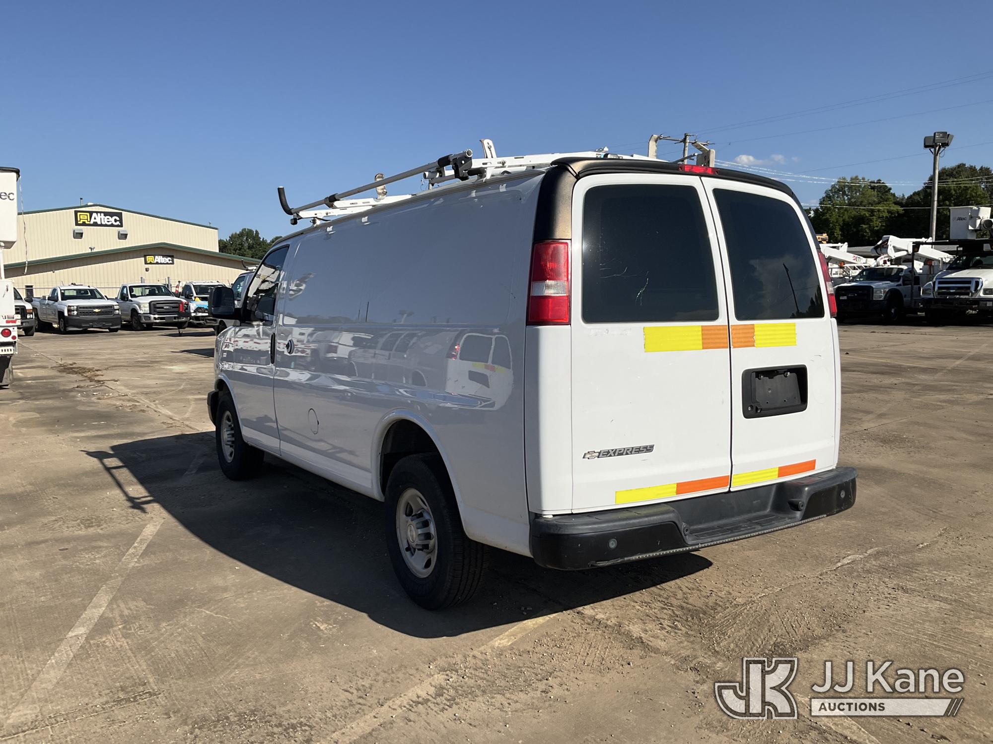 2017 Chevrolet EXPRESS G2500
