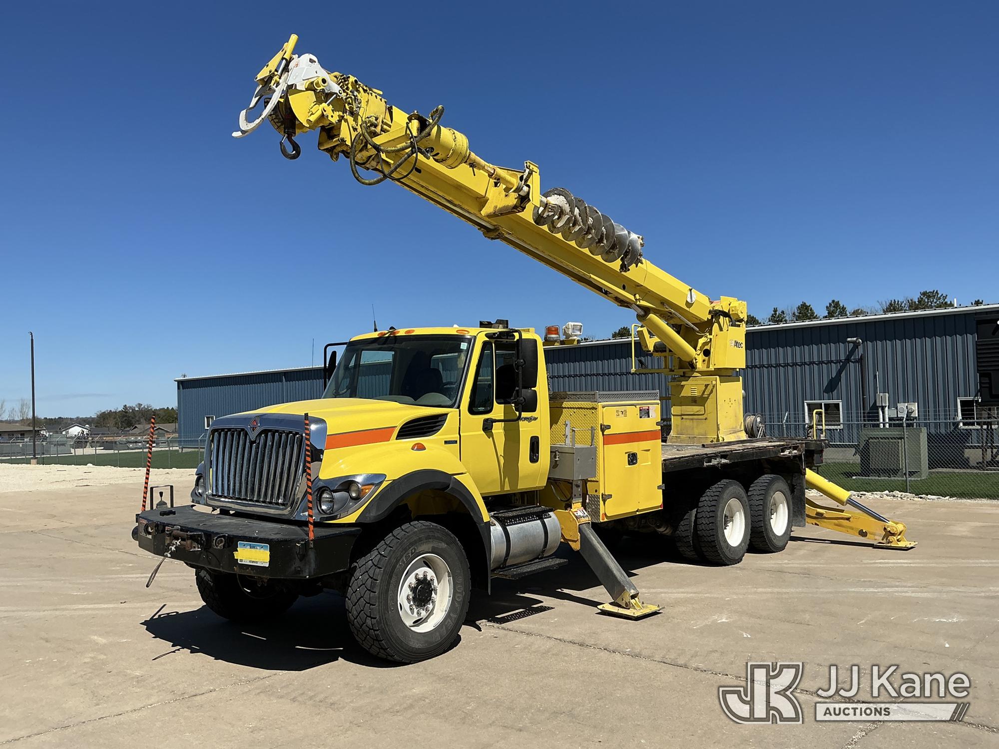 Photo of a 2011 International 7500