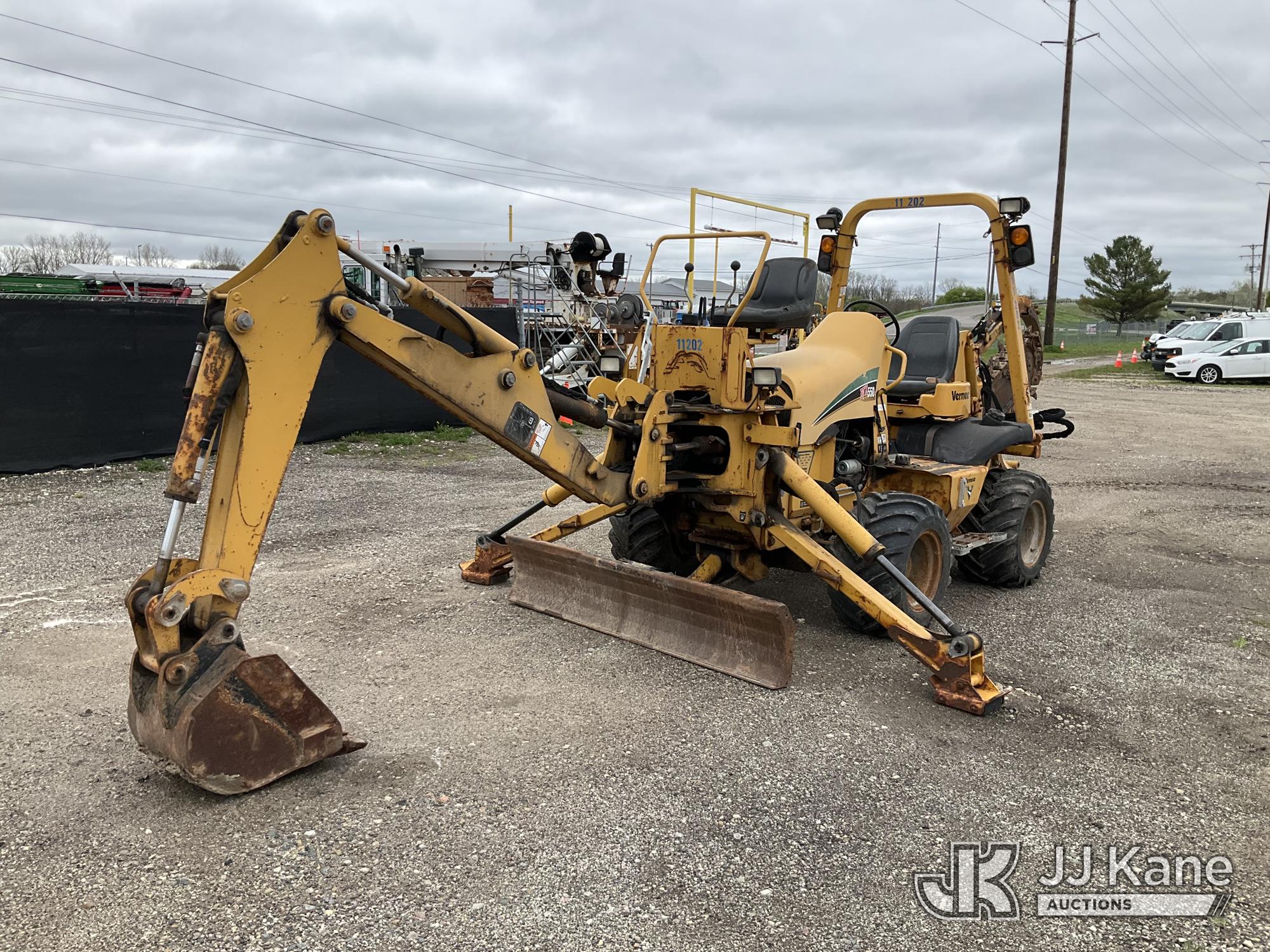 Photo of a 2012 Vermeer RTX550