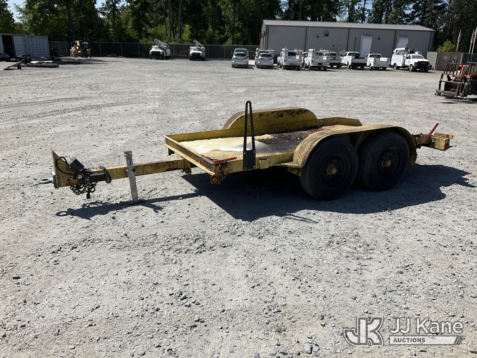 Photo of a 2005 Butler LT-812