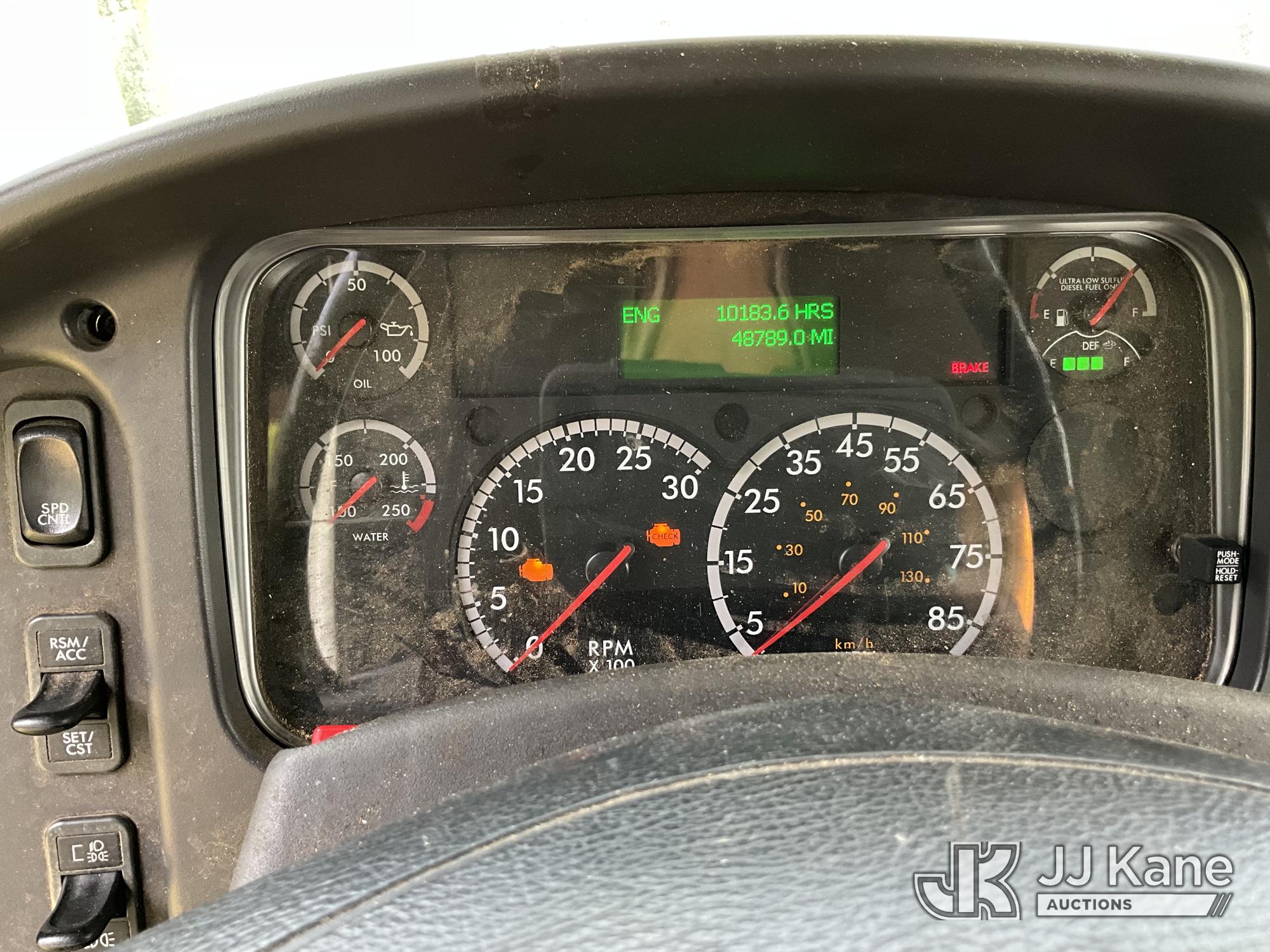 2016 Freightliner M2 106