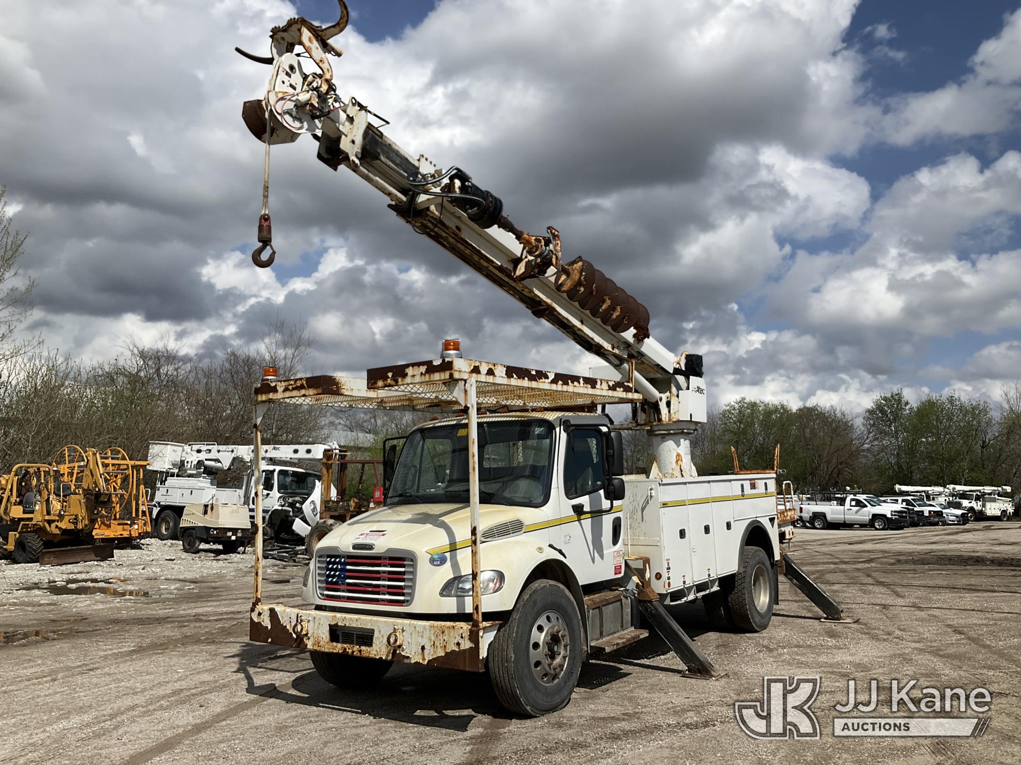 Photo of a 2014 Freightliner M2 106