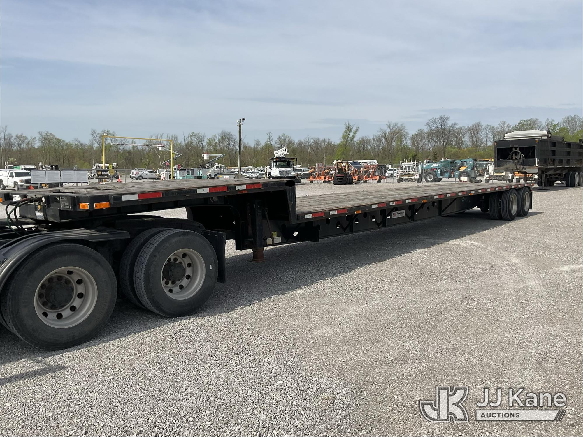 Photo of a 2012 Transcraft DTL-2100