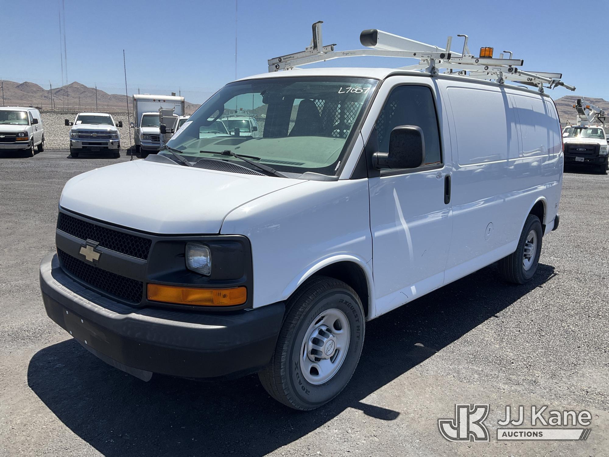 2016 Chevrolet Express 2500 Cargo Van