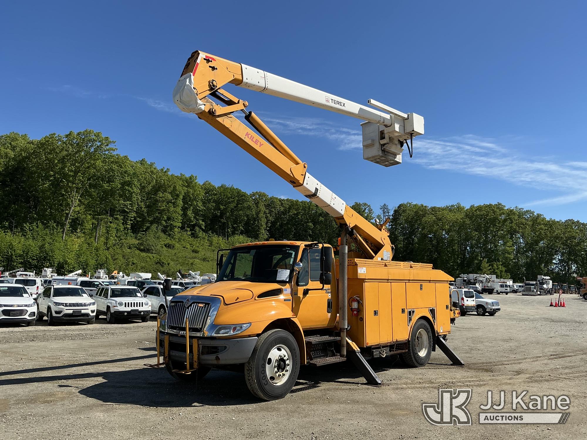 Photo of a 2012 International 4300