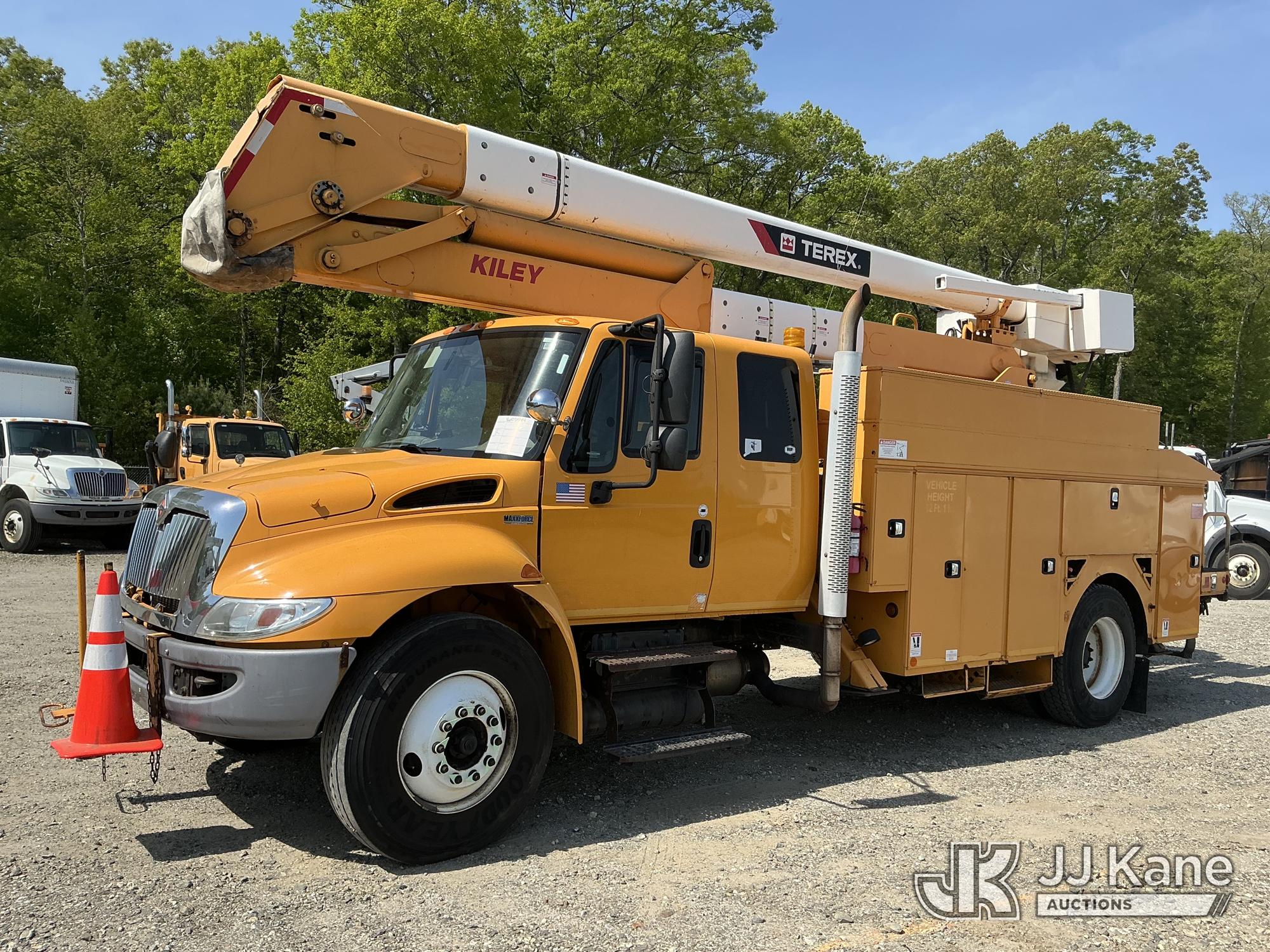 Photo of a 2015 International 4300