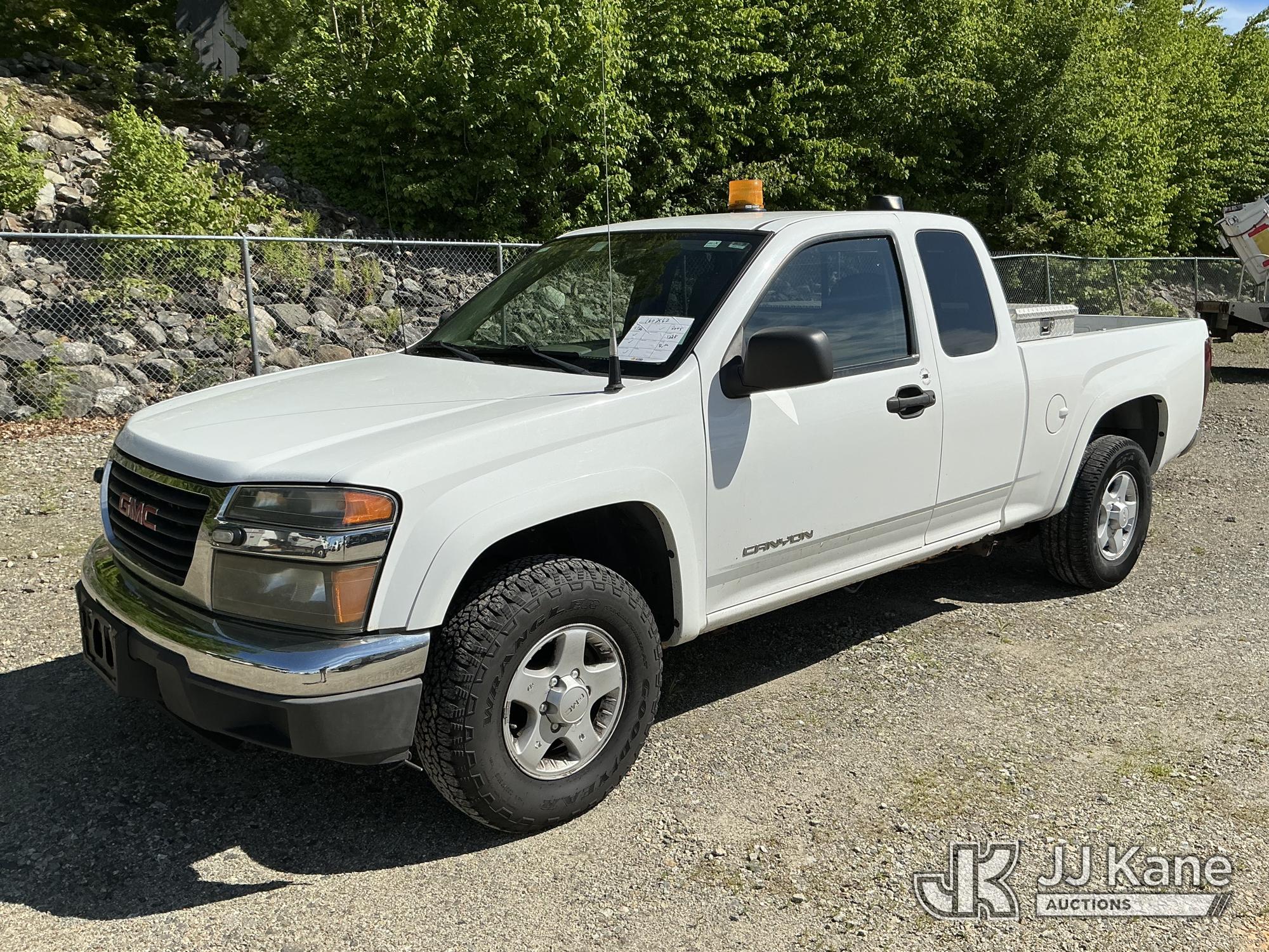 Photo of a 2005 GMC Canyon