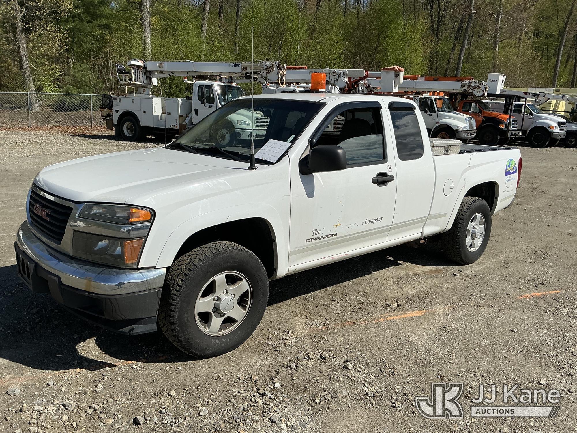 Photo of a 2005 GMC Canyon