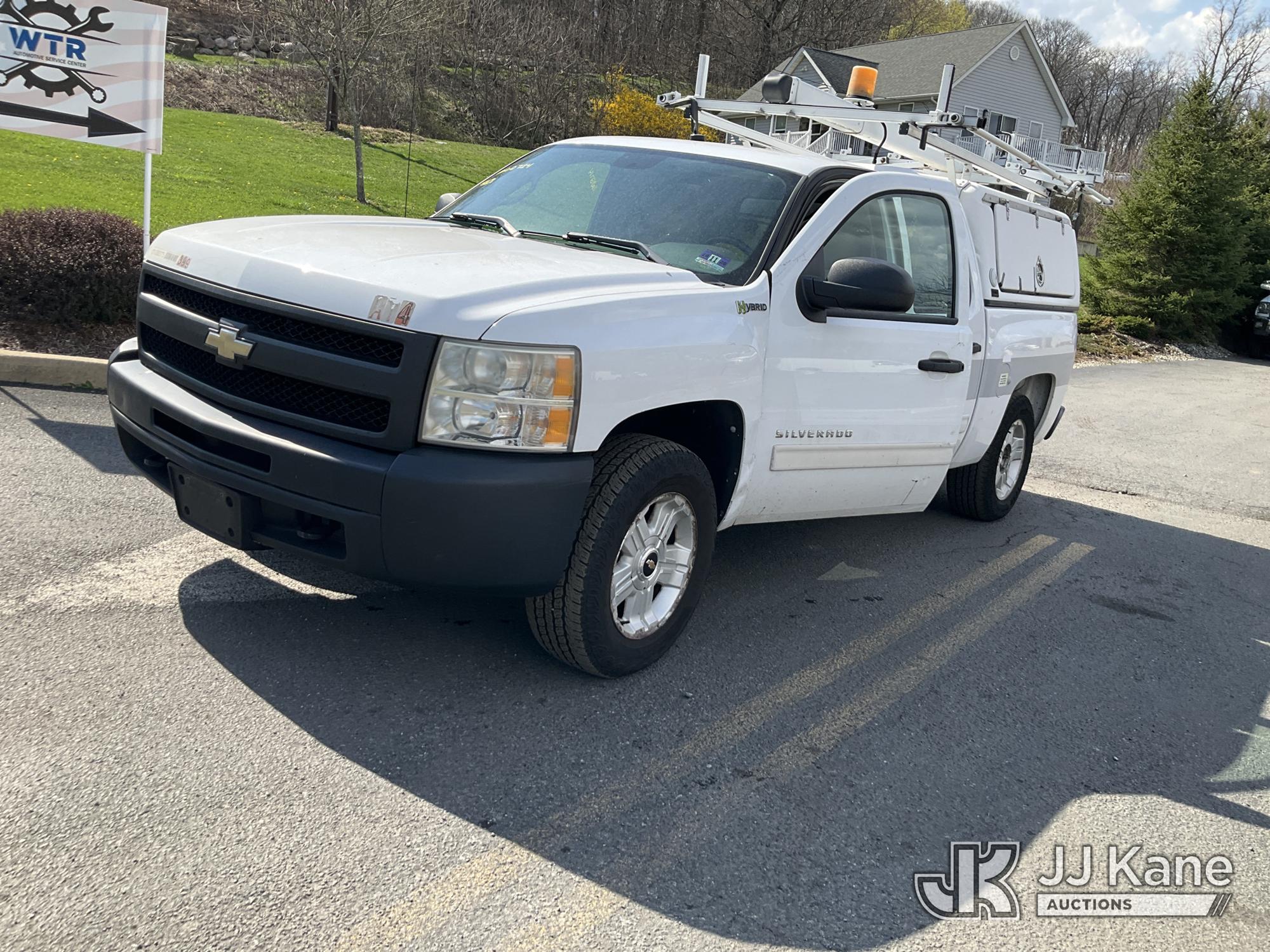 Photo of a 2010 Chevrolet Silverado 1500 2WD Hybrid