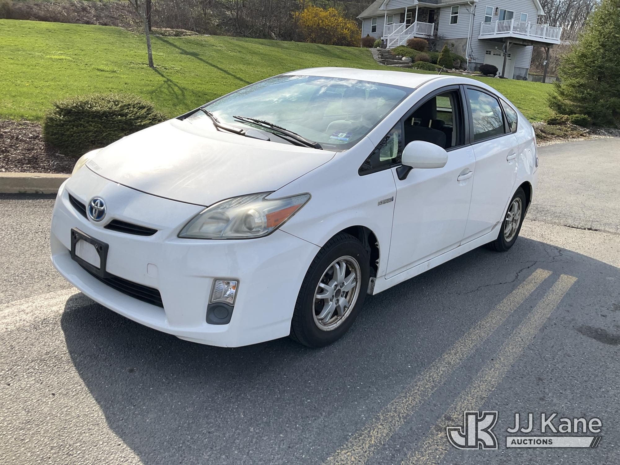 2010 Toyota Prius Hybrid 4-Door Hatch Back
