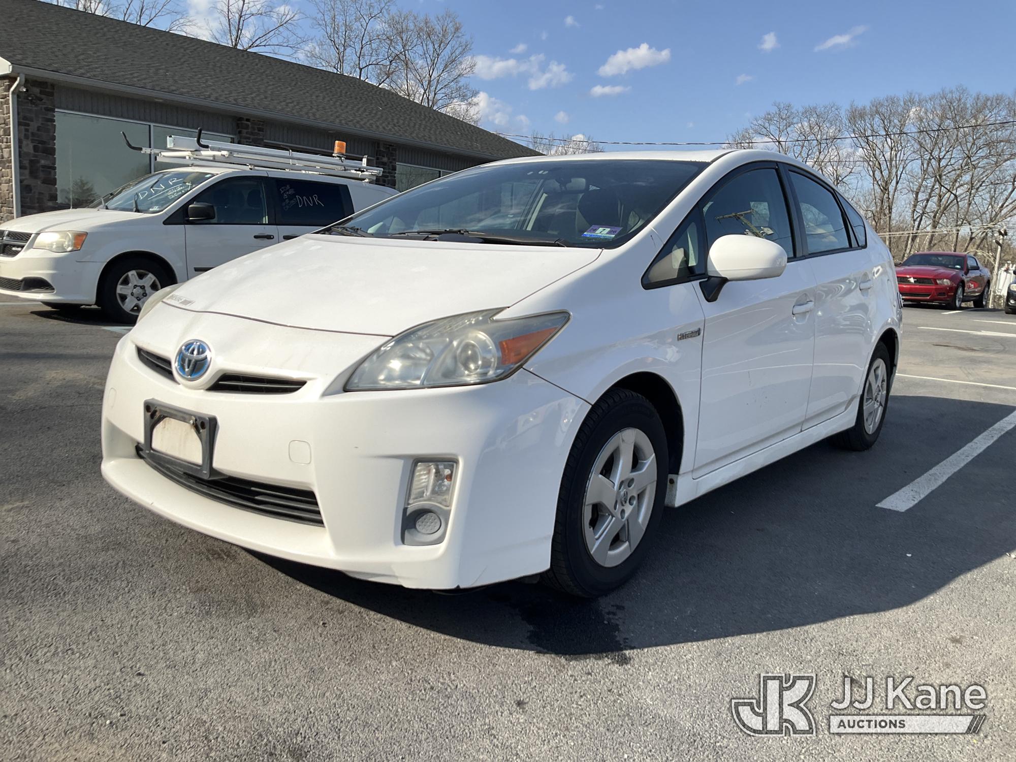 2010 Toyota Prius Hybrid 4-Door Hatch Back