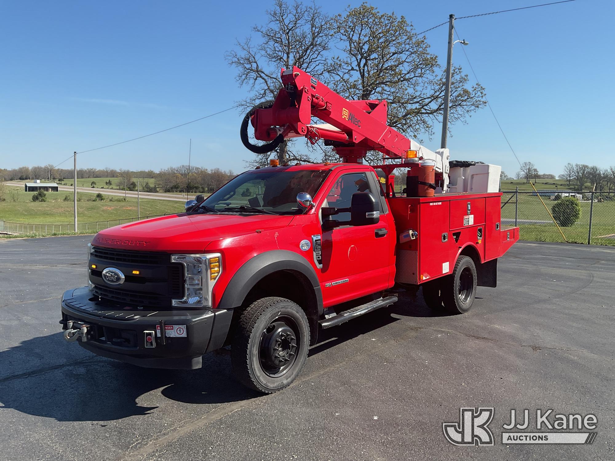Photo of a 2018 Ford F-550