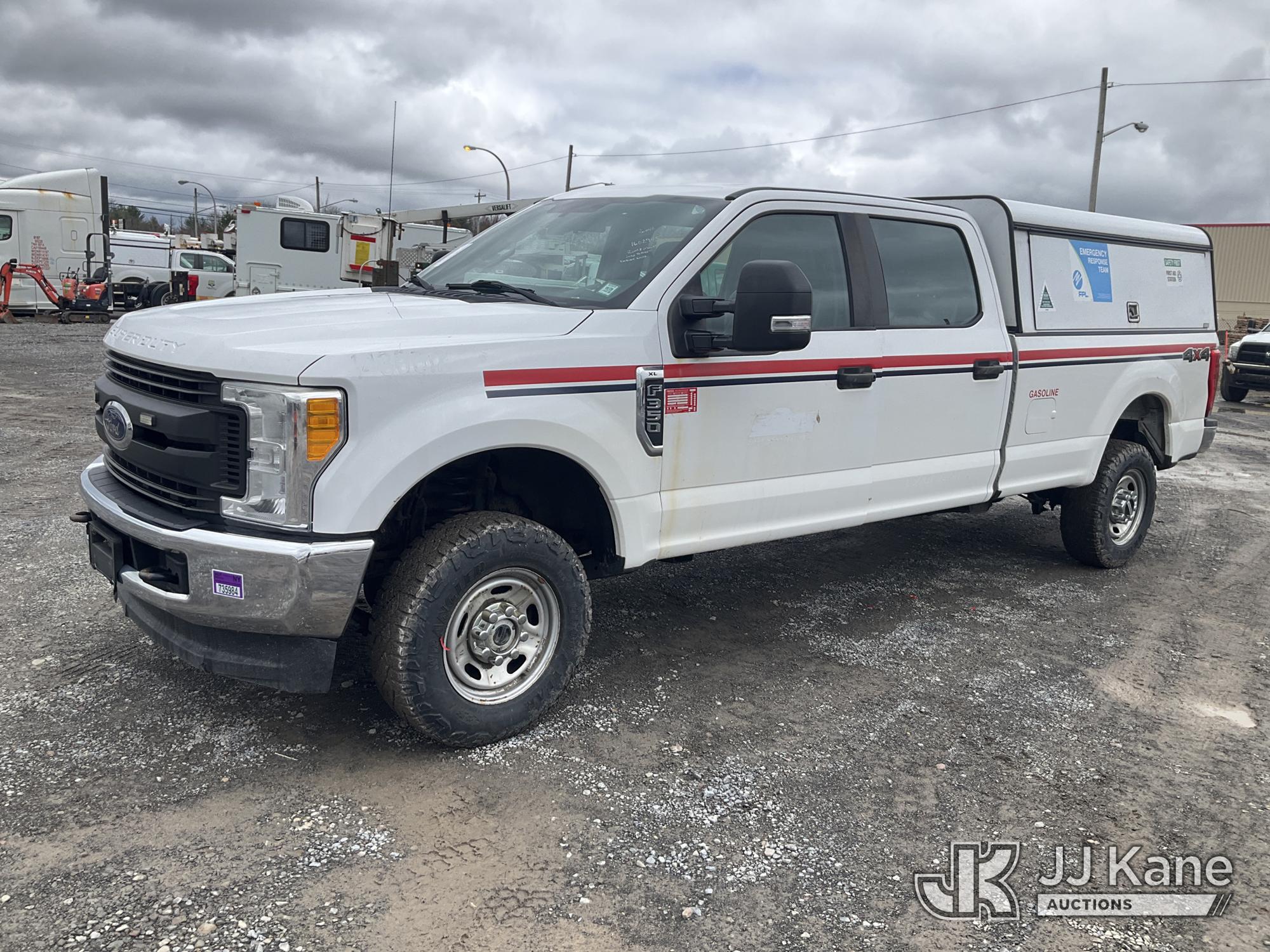 Photo of a 2017 Ford F-350 SD