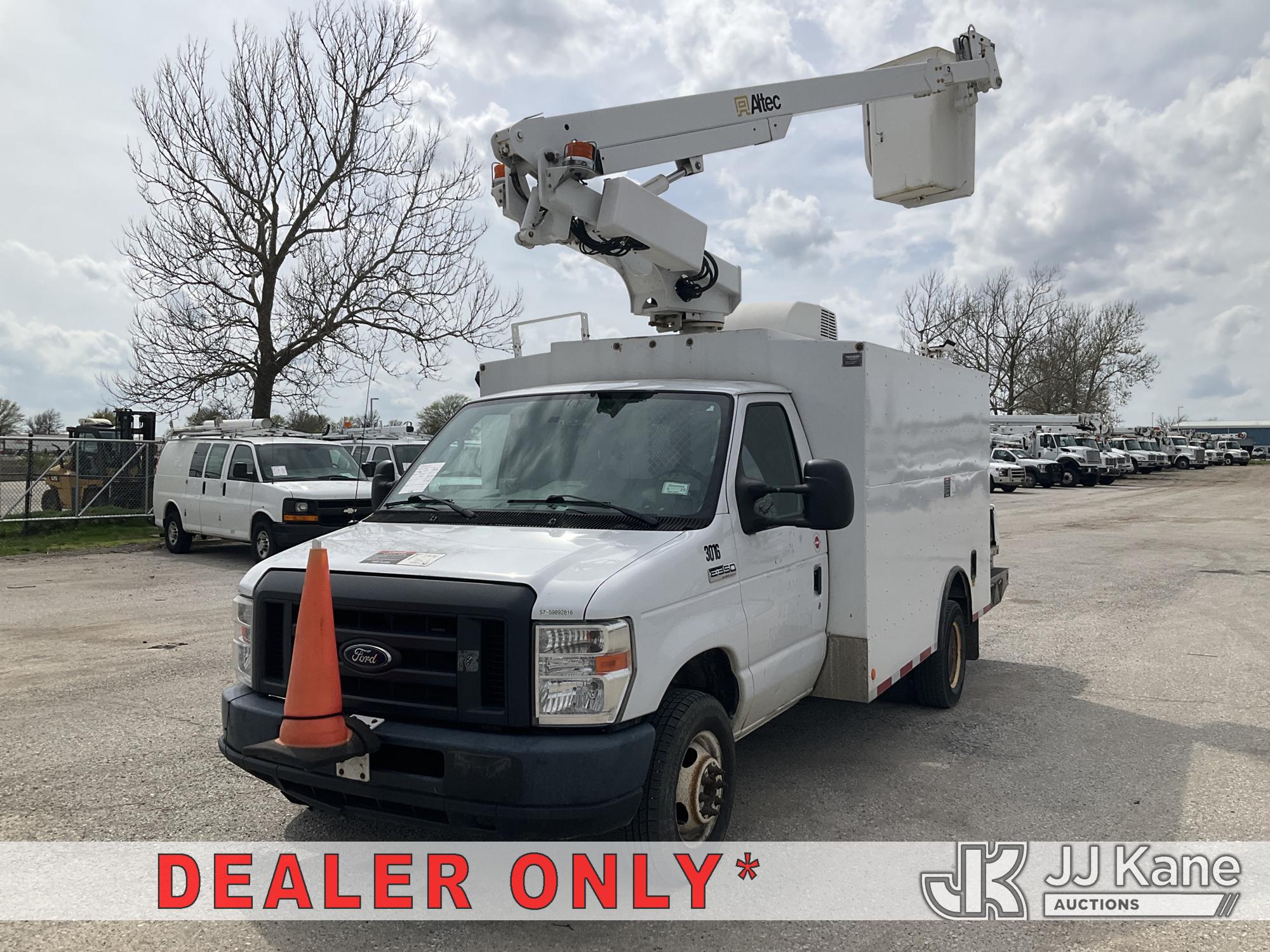 Photo of a 2019 Ford Econoline