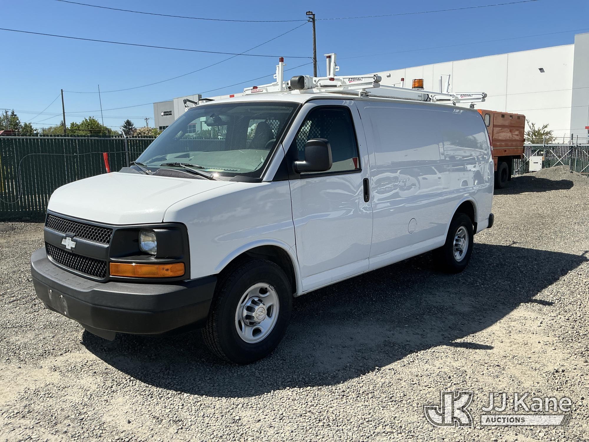 Photo of a 2016 Chevrolet Express G2500