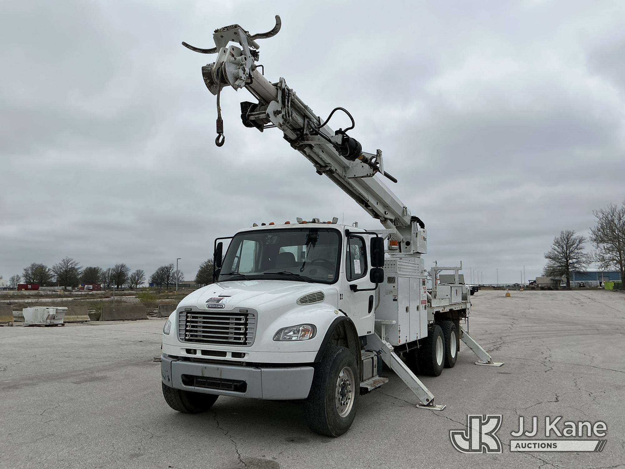 Photo of a 2014 Freightliner M2 106