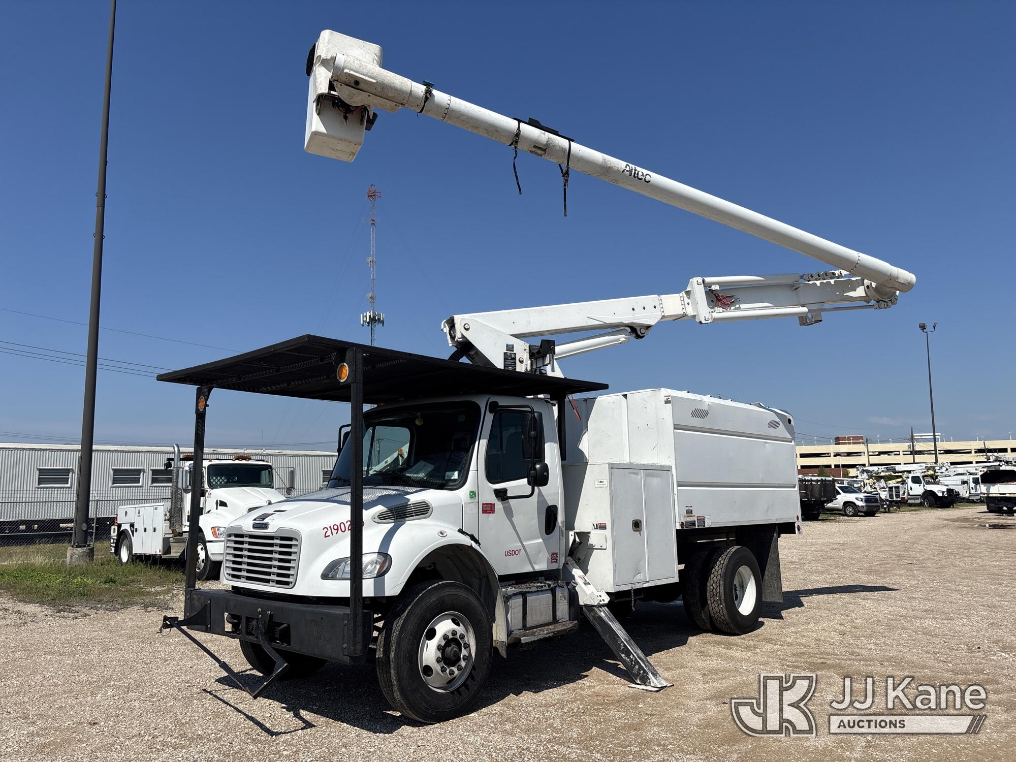 Photo of a 2015 Freightliner M2 106