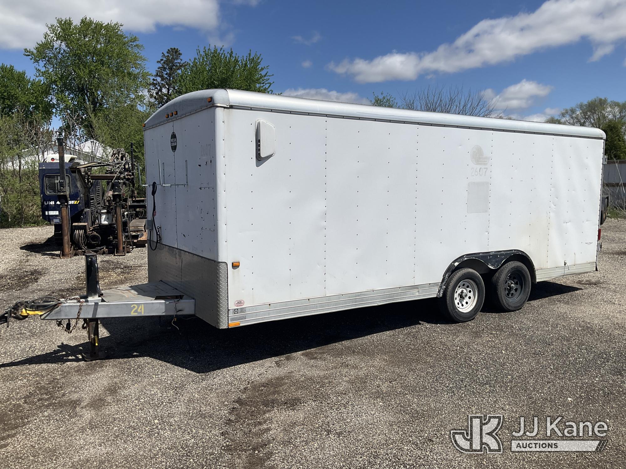 Photo of a 2002 Wells Cargo EW2022W