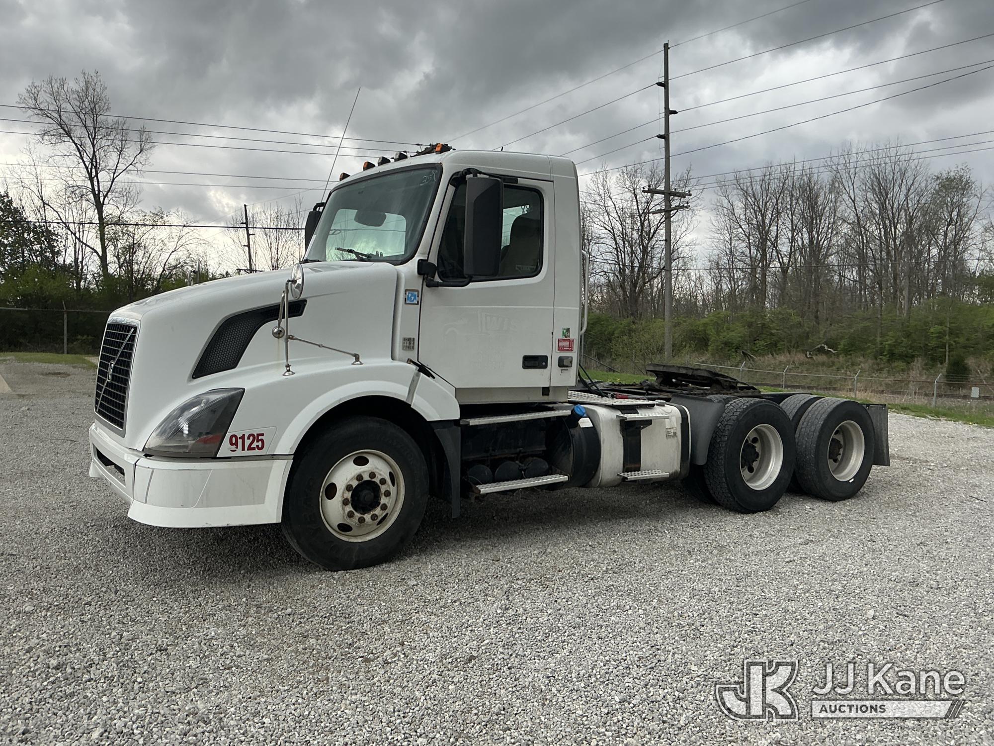 Photo of a 2014 Volvo VNL