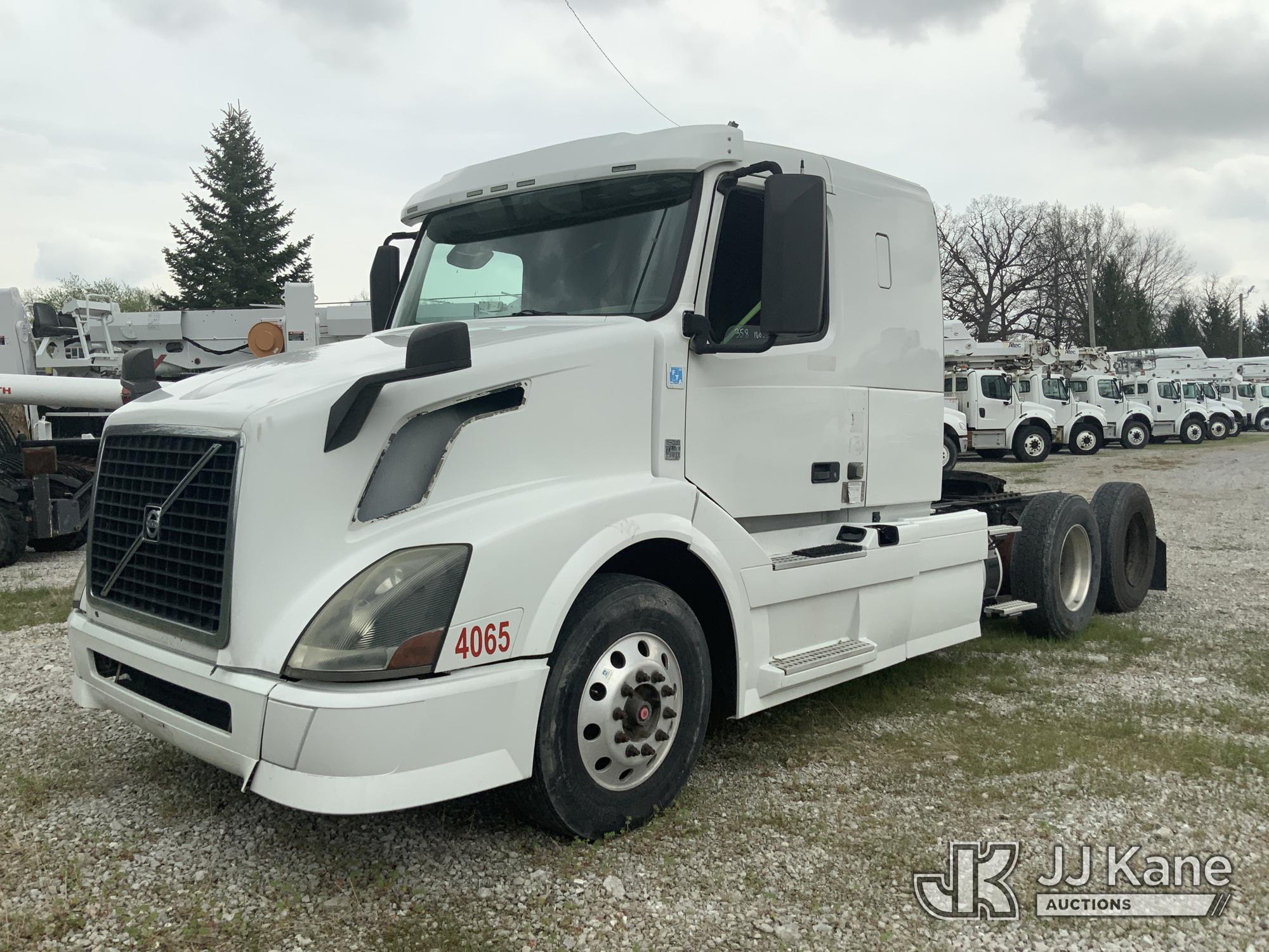 Photo of a 2015 Volvo VNL