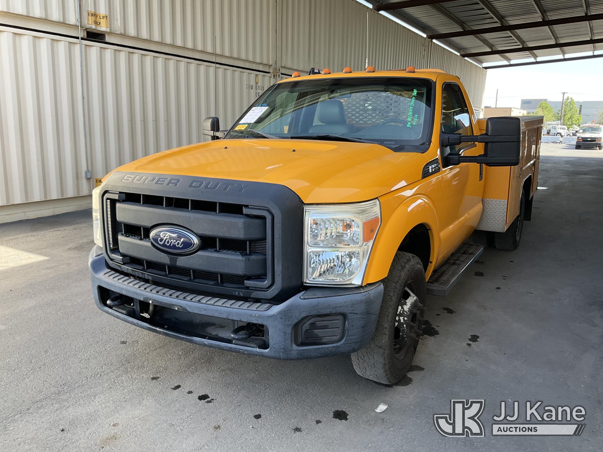 Photo of a 2016 Ford F-350 SD
