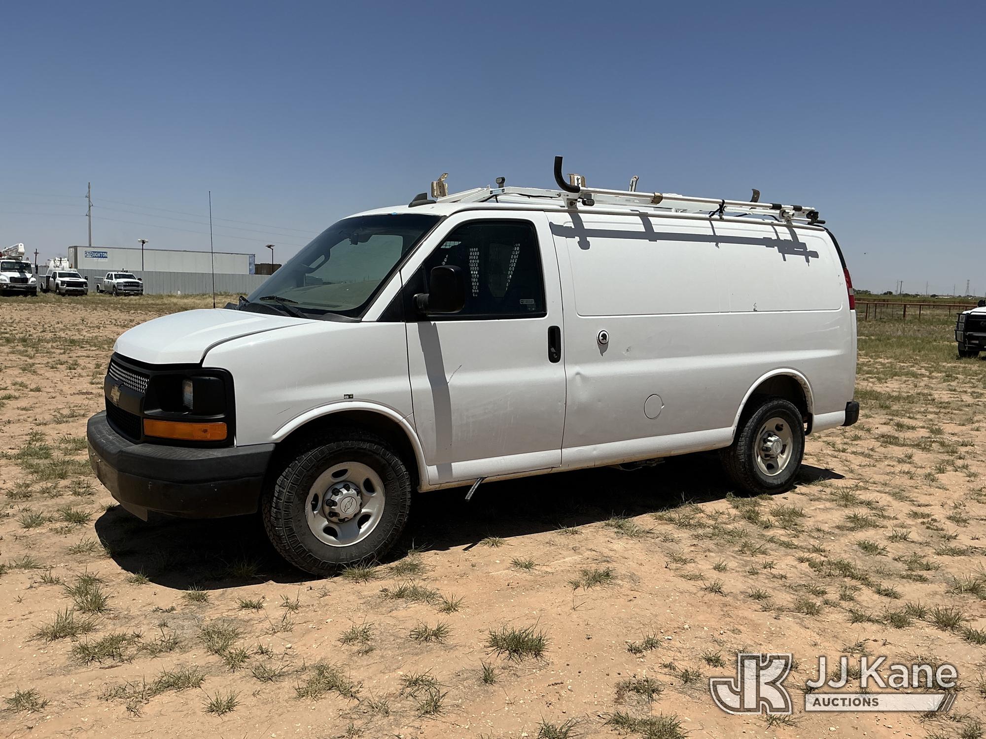 Photo of a 2016 Chevrolet Express G2500