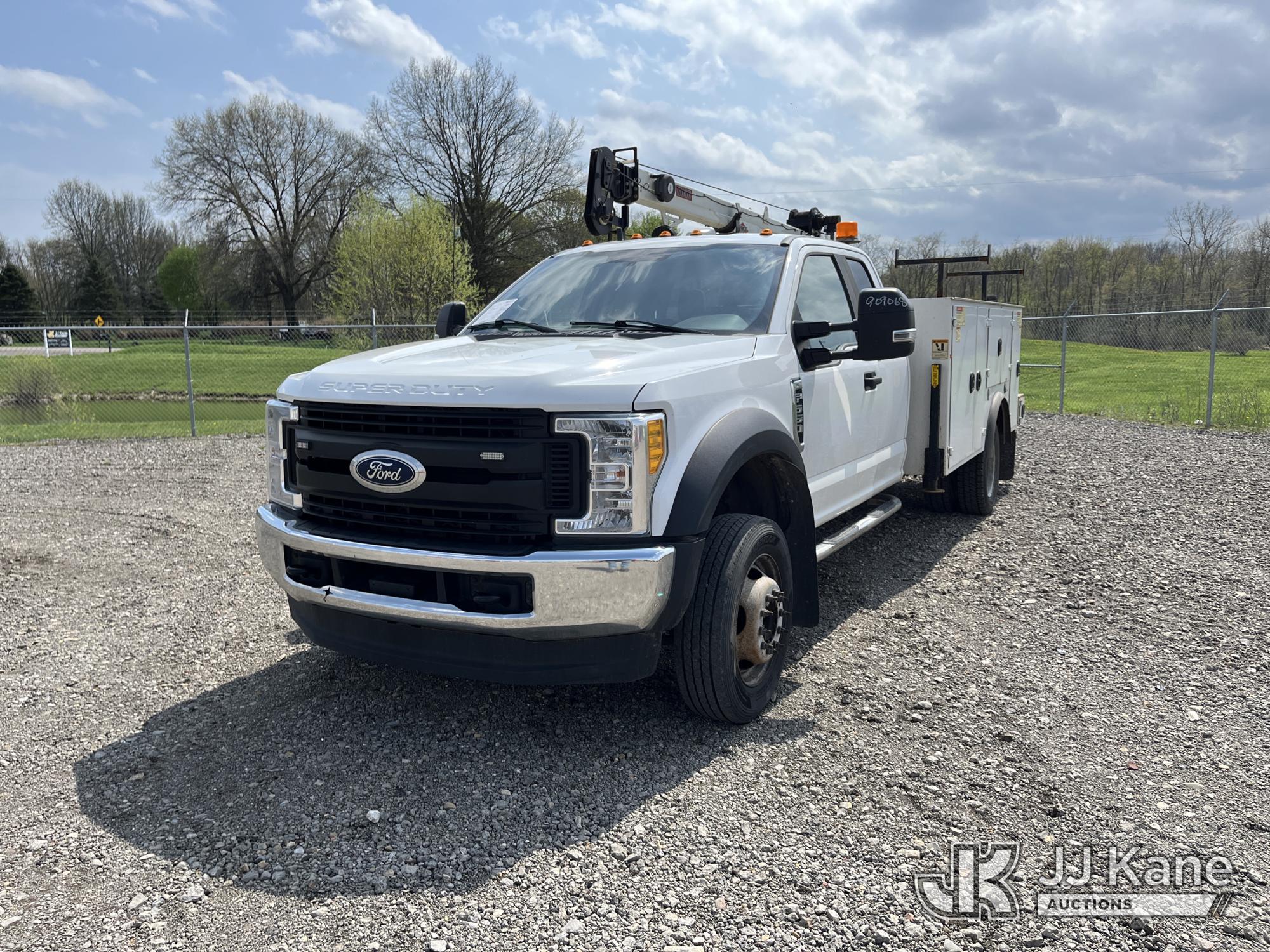 Photo of a 2017 Ford F550 4x4