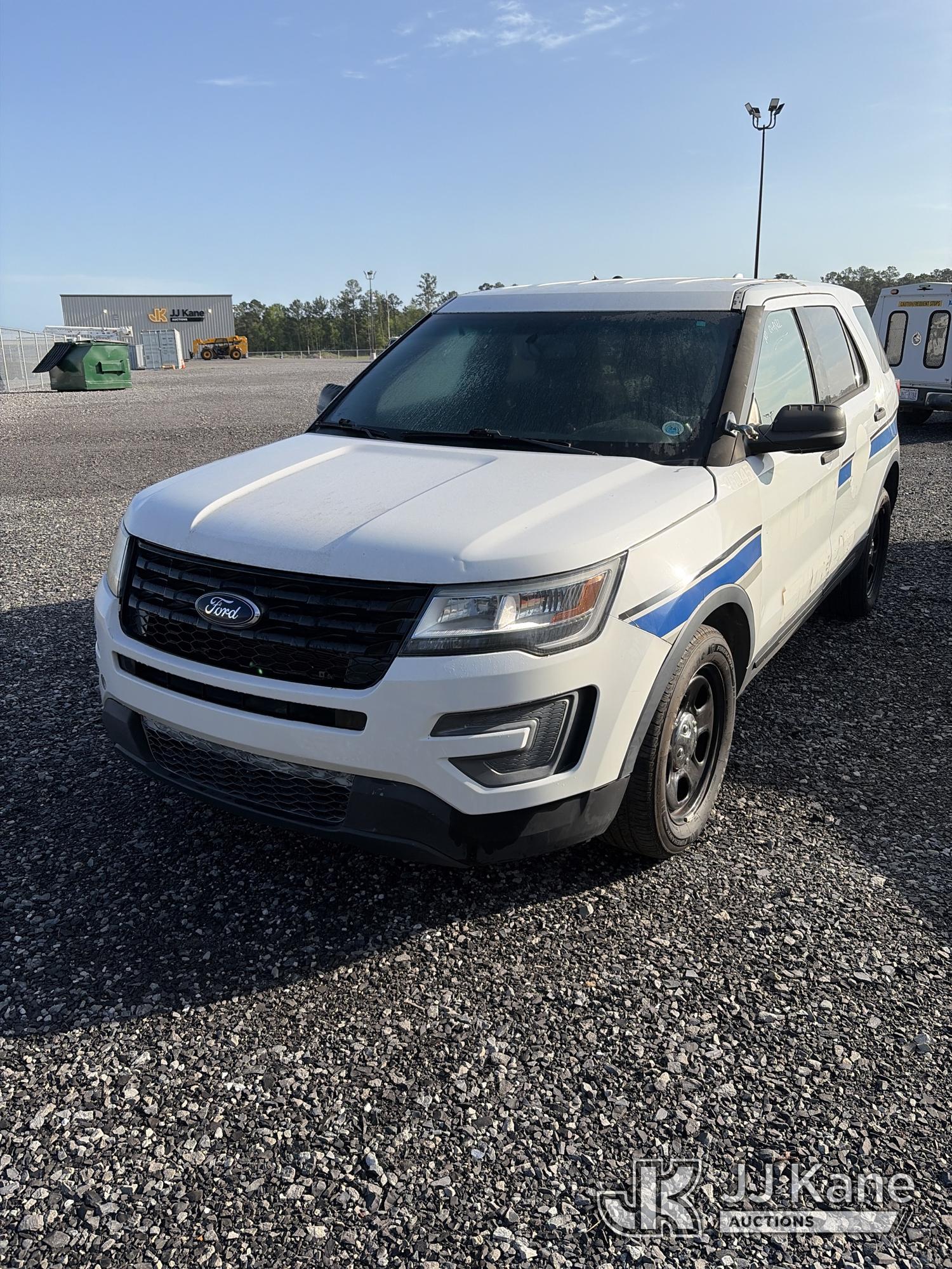 Photo of a 2016 Ford Explorer AWD Police Interceptor
