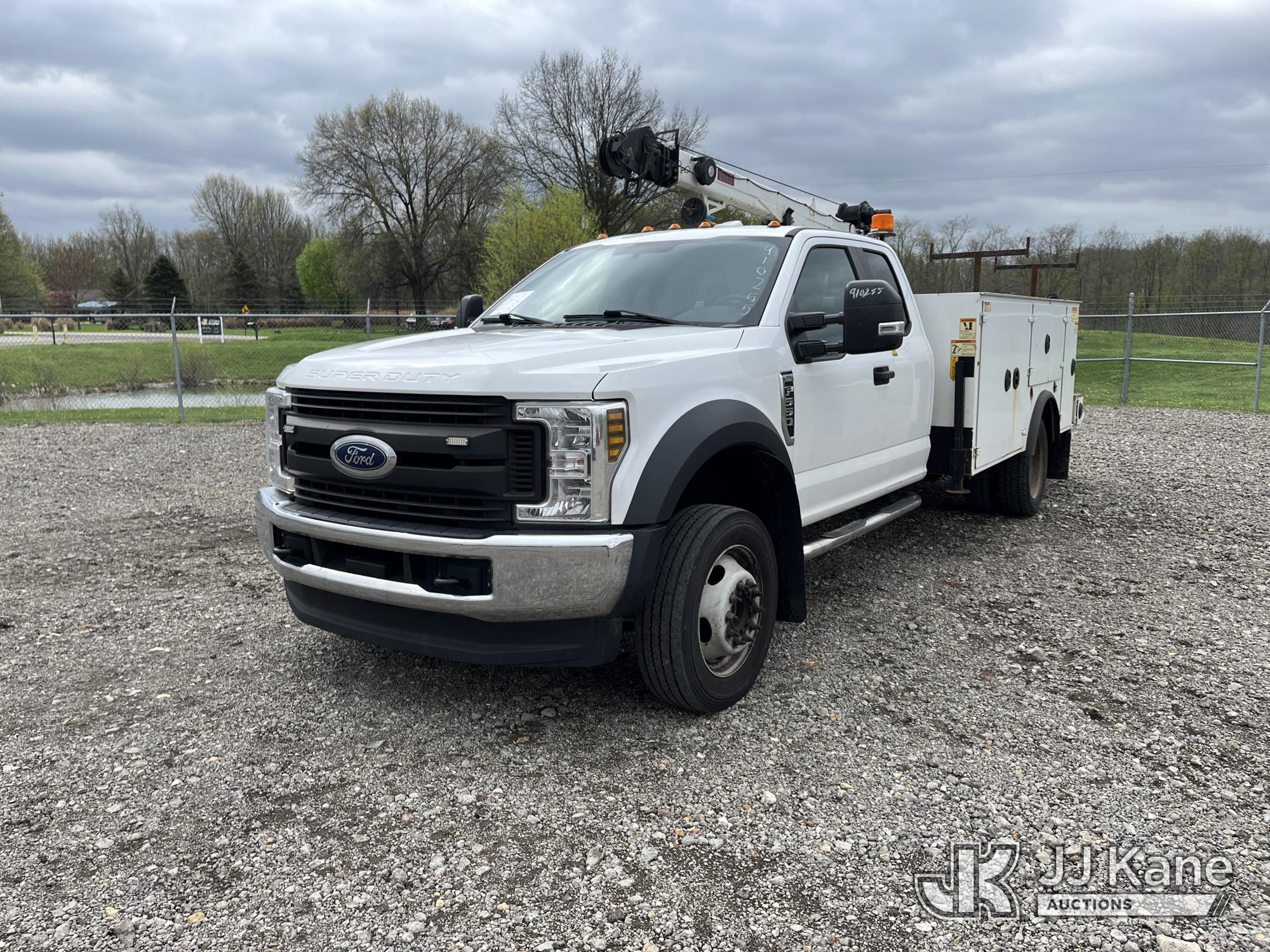 Photo of a 2019 Ford F550 4x4