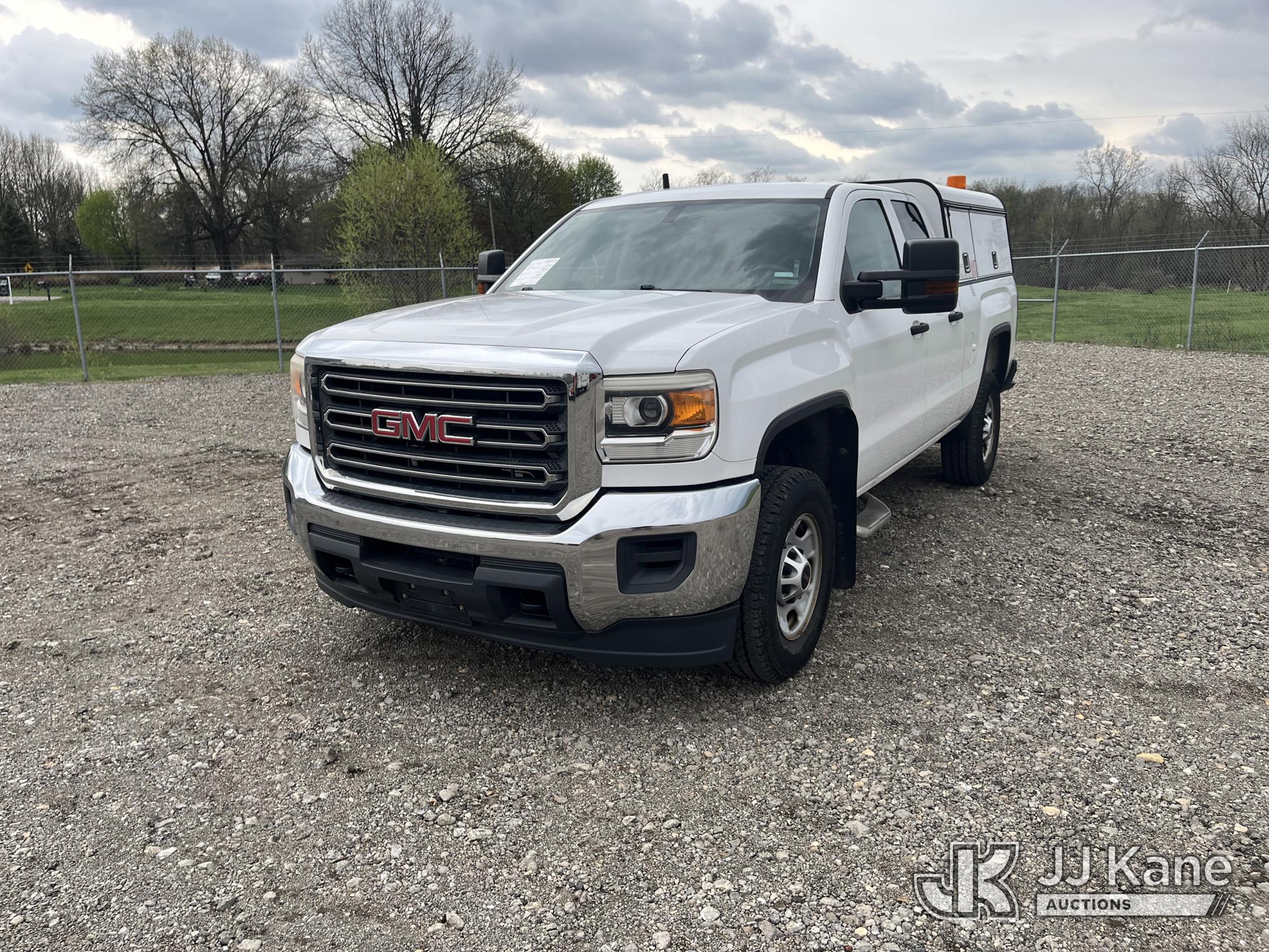 Photo of a 2015 GMC Sierra 2500HD