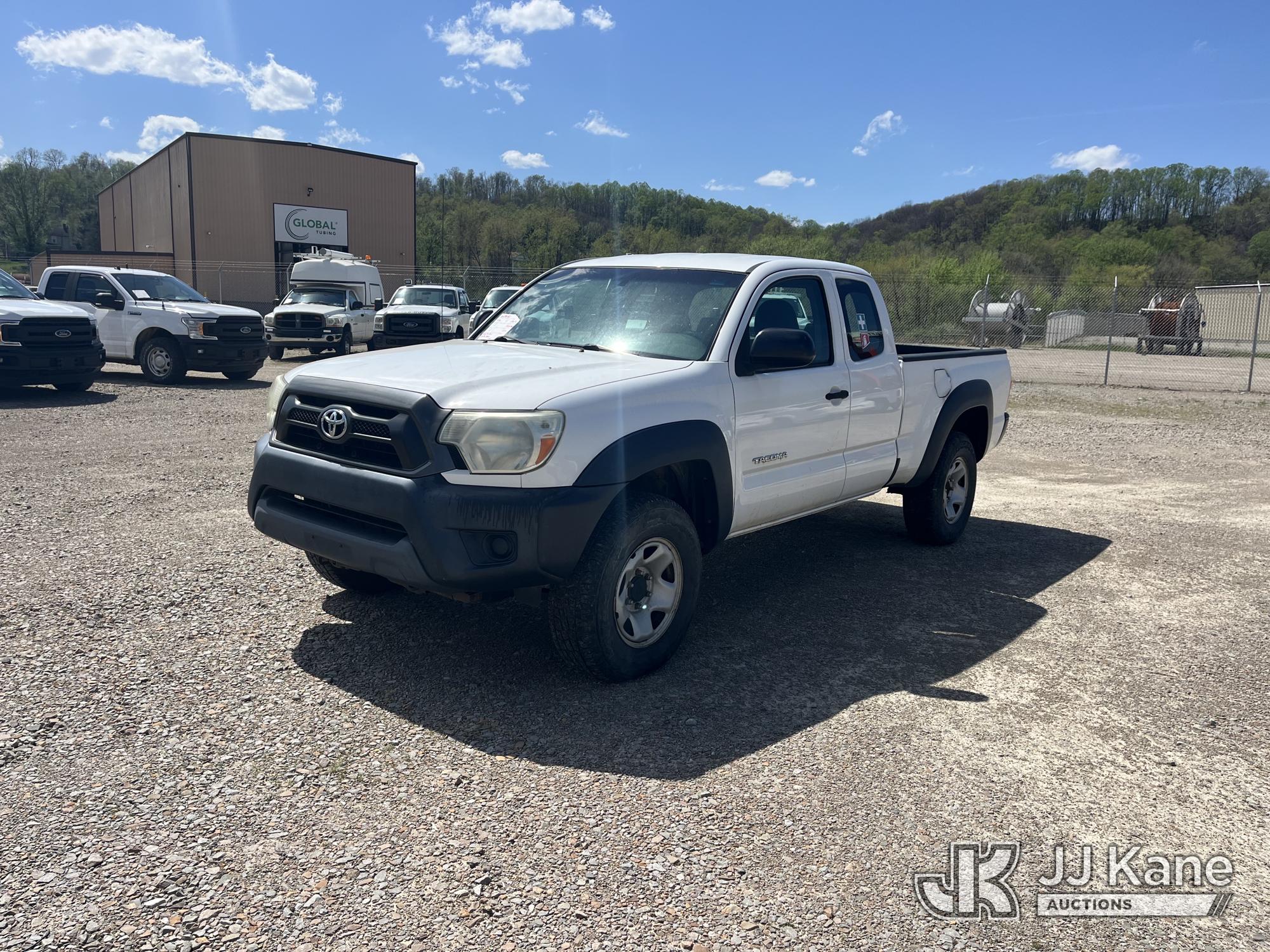 Photo of a 2015 Toyota Tacoma 4x4