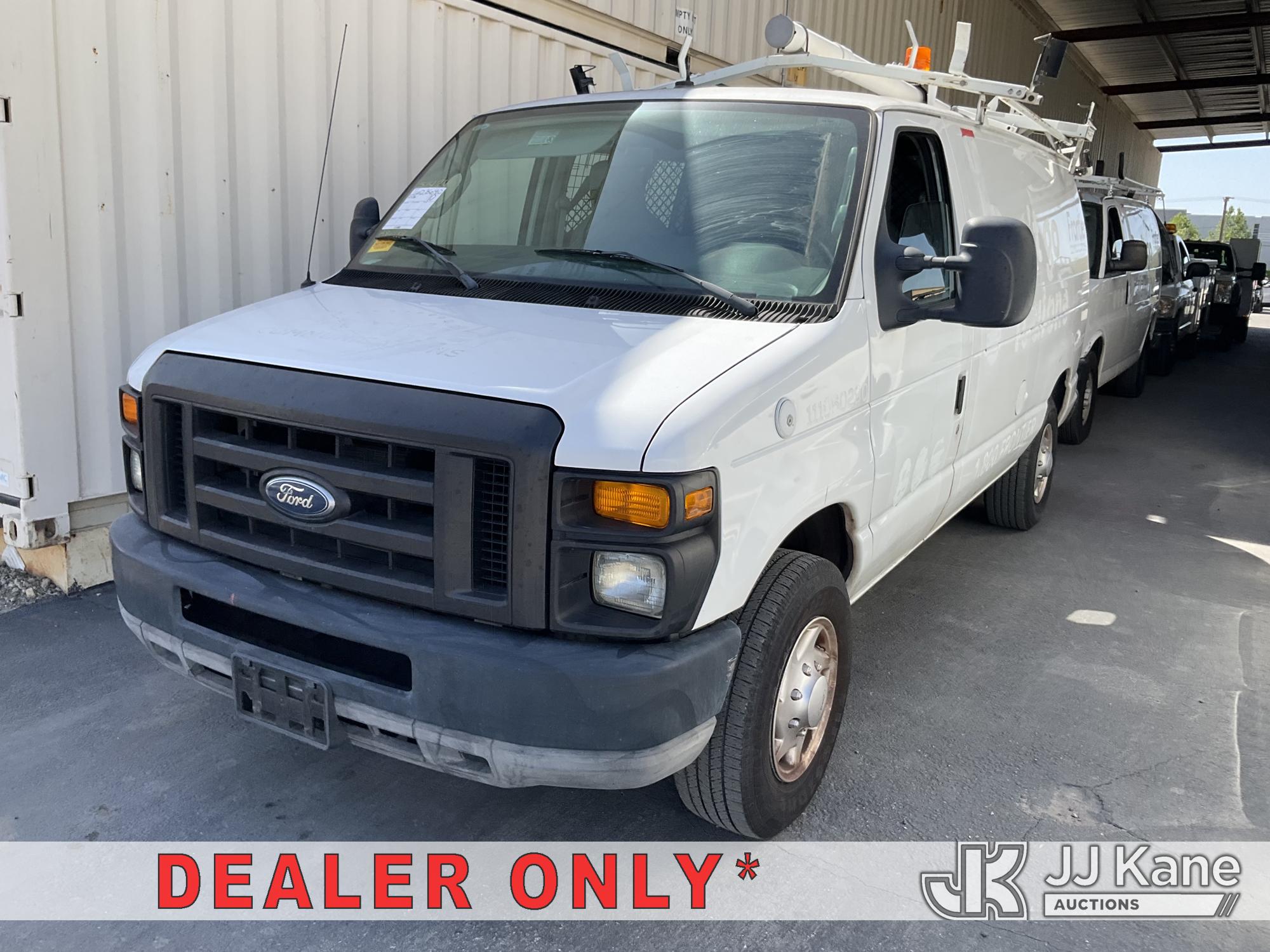 Photo of a 2010 Ford Econoline E-250