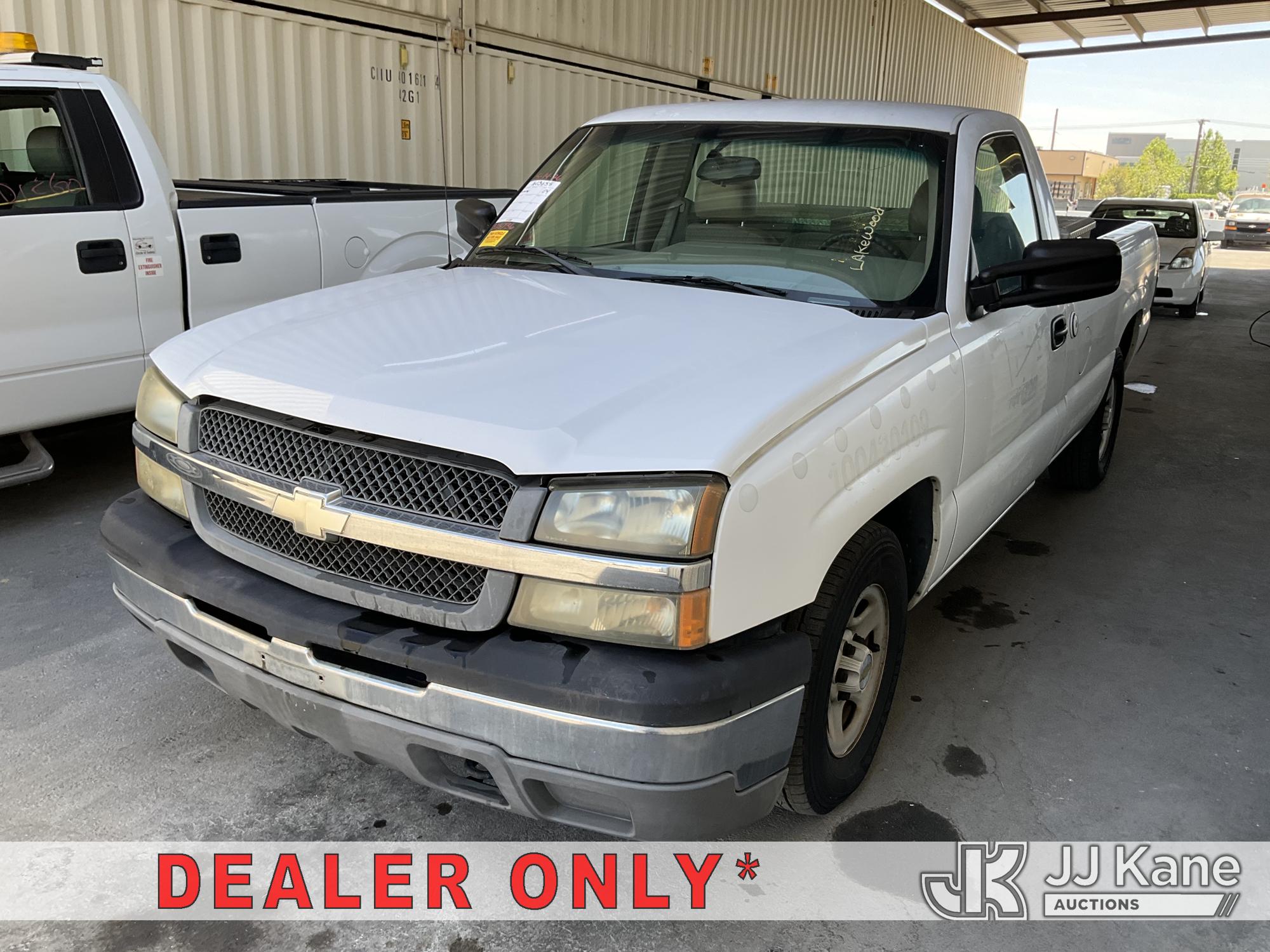 Photo of a 2004 Chevrolet Silverado 1500