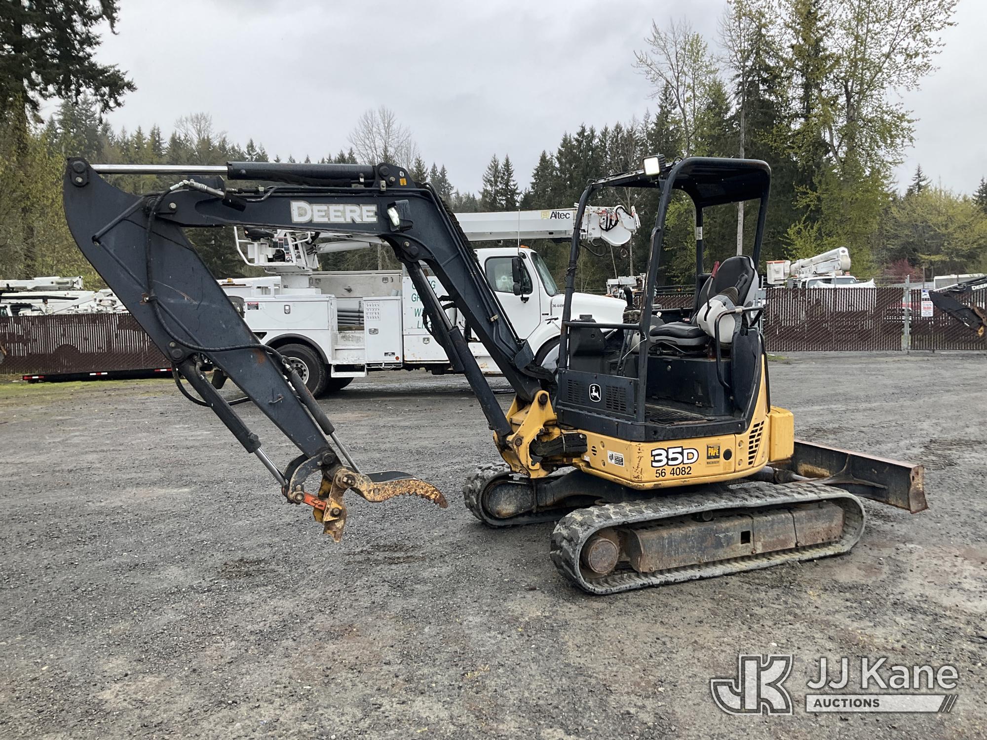 Photo of a 2011 John Deere 35D