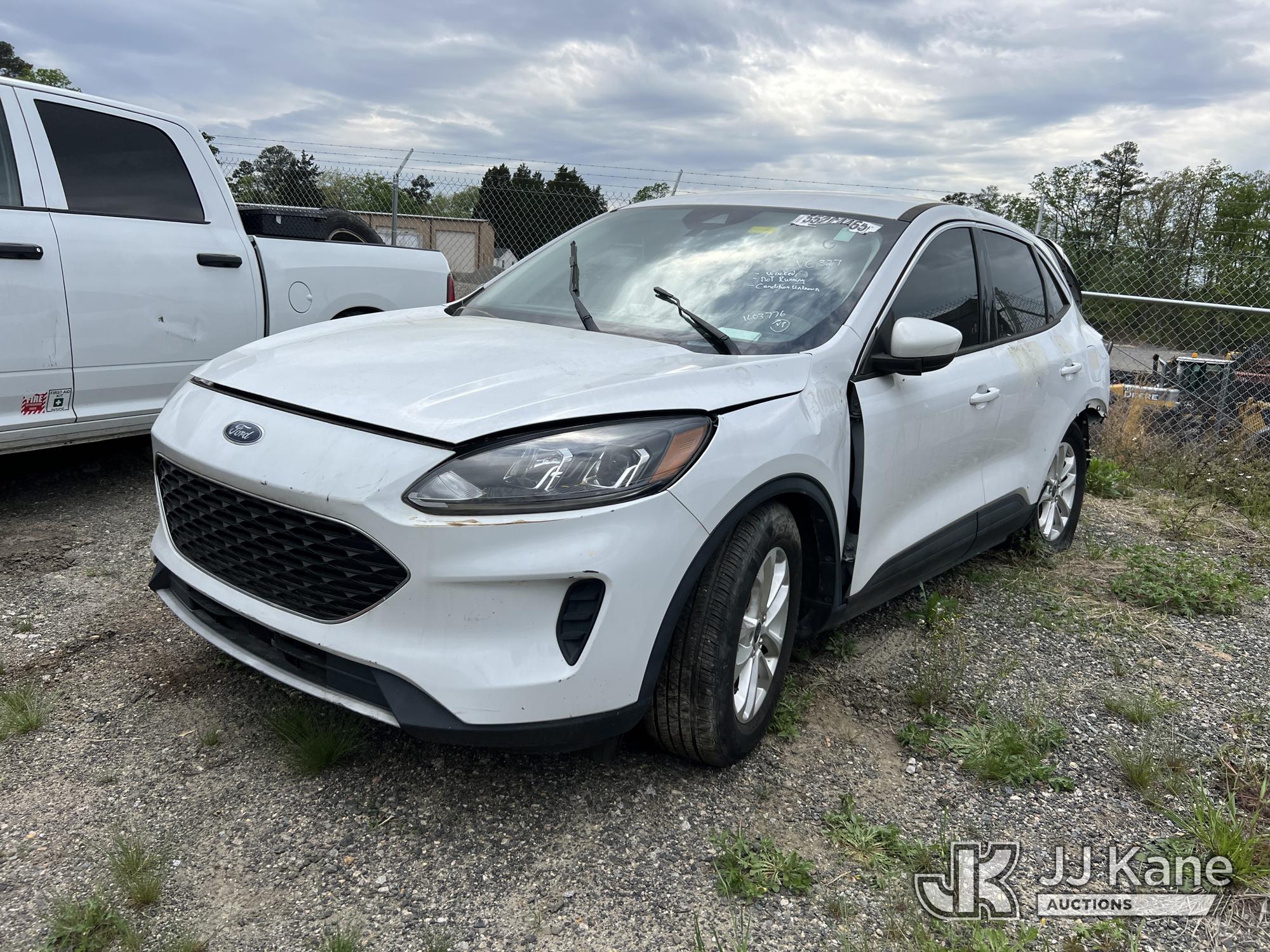Photo of a 2021 Ford Escape