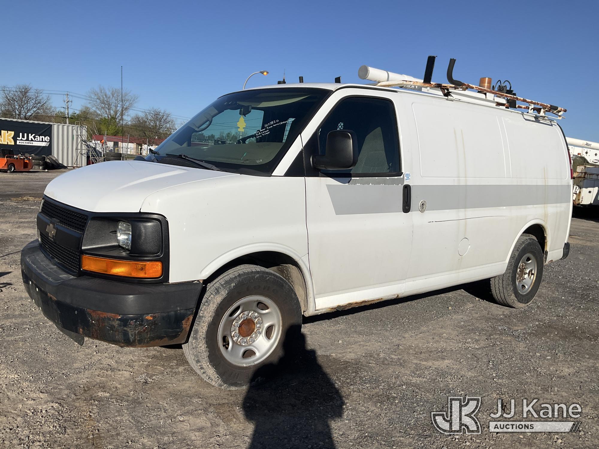 Photo of a 2011 Chevrolet G2500