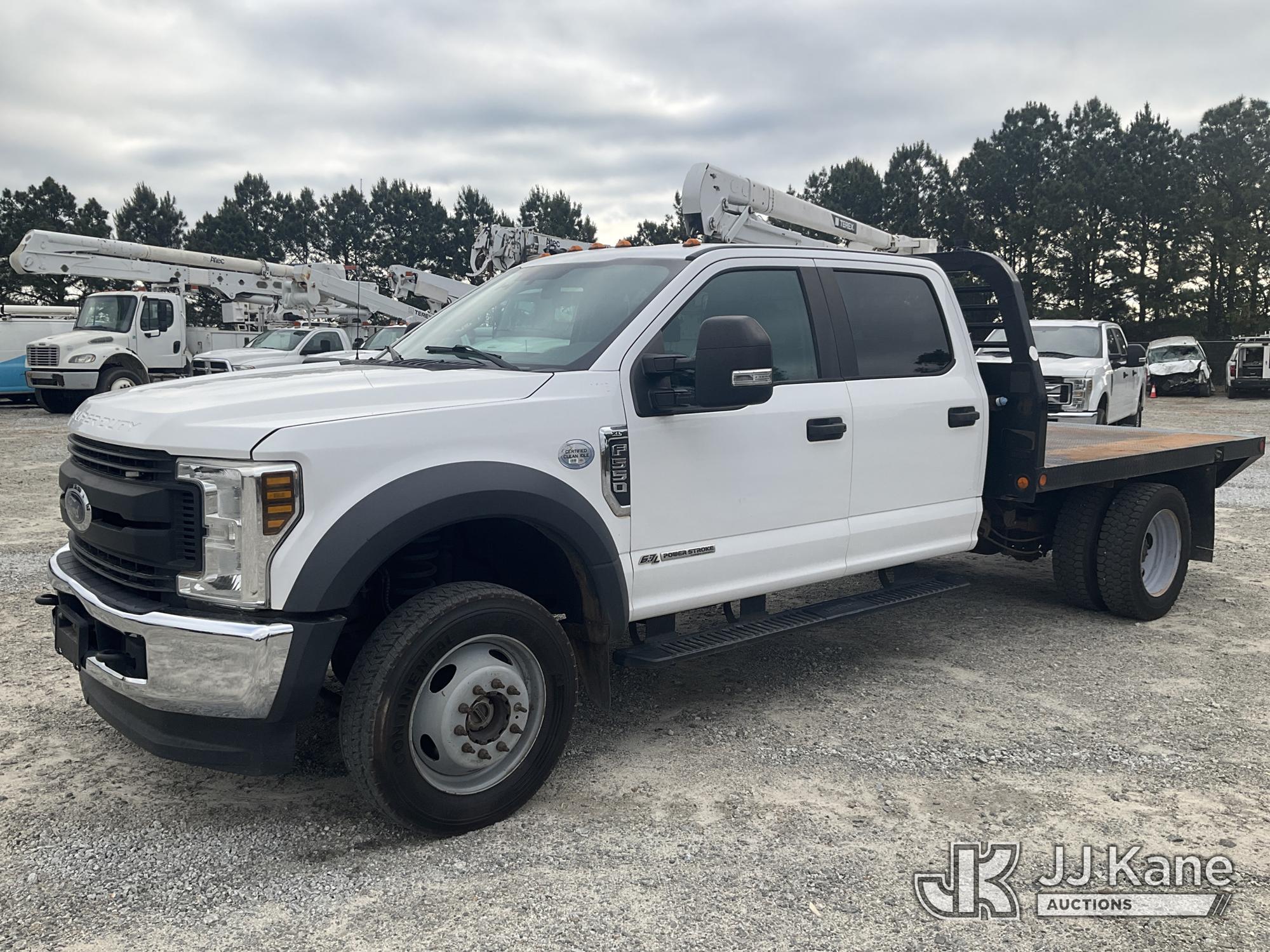 Photo of a 2018 Ford F-550