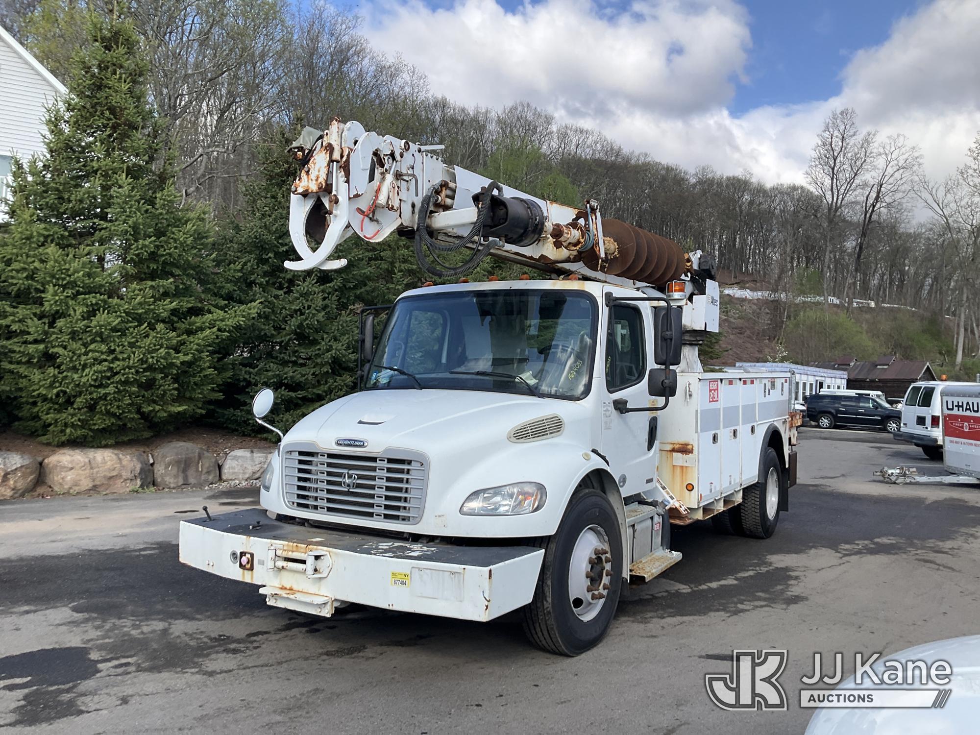 Photo of a 2011 Freightliner M2 106