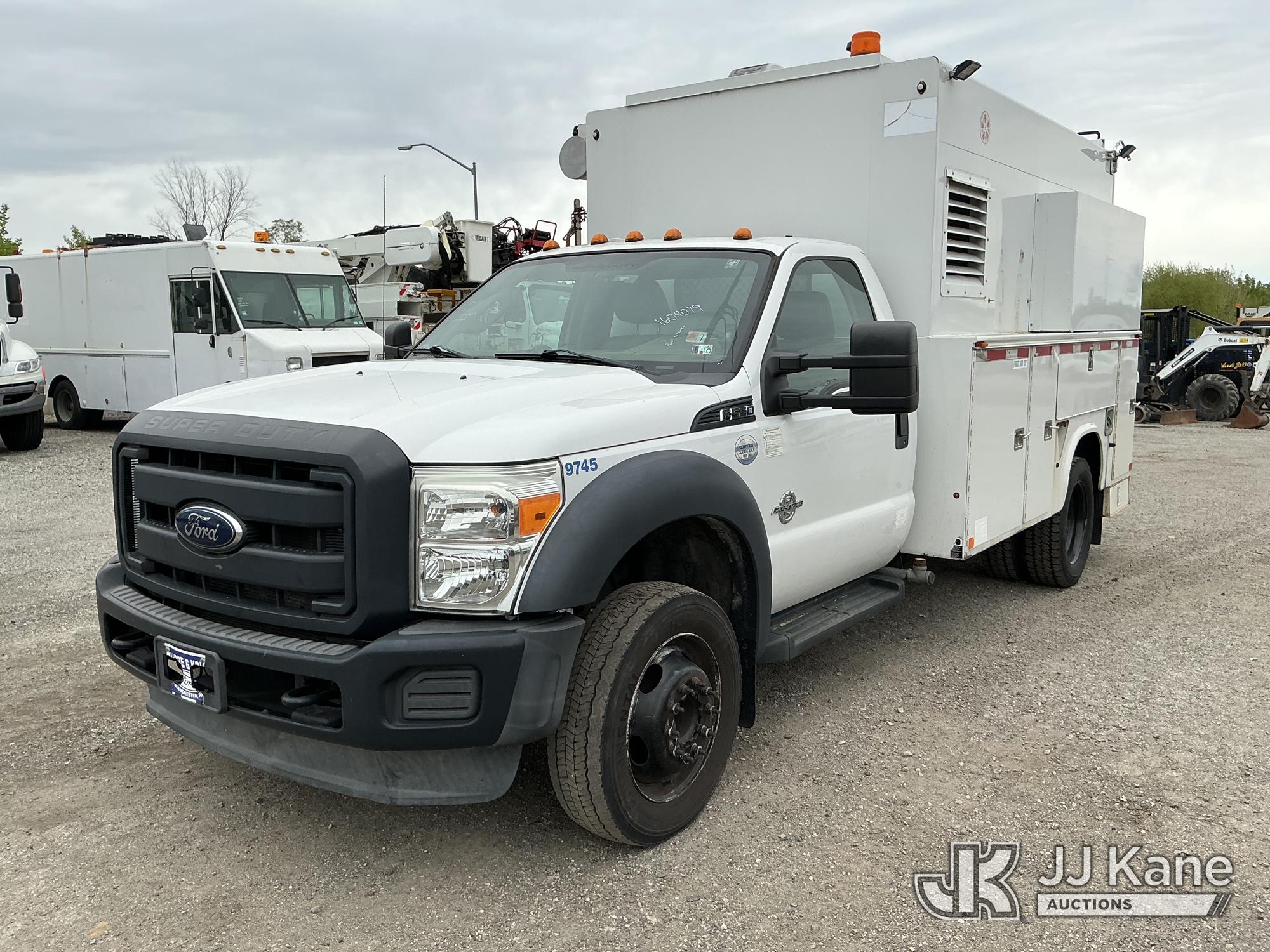 2016 Ford F550 Regular Cab DRW 2WD Enclosed Service Truck
