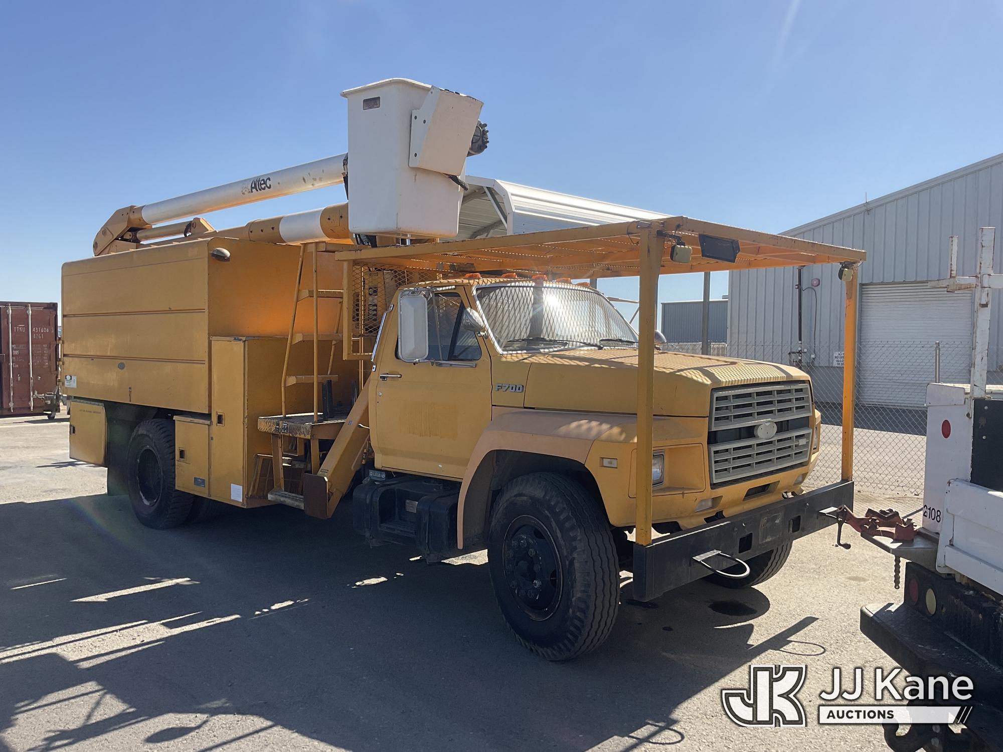 Photo of a 1988 Ford F700