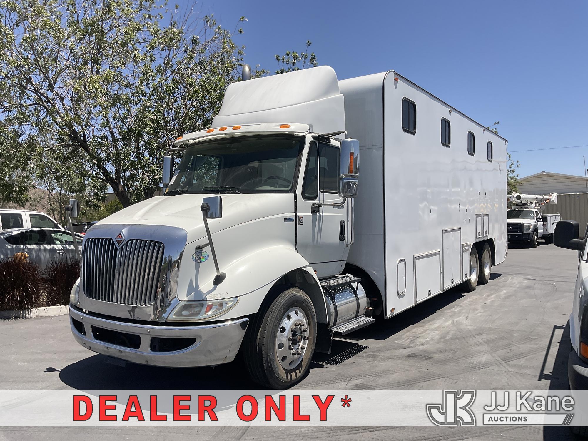Photo of a 2012 International 8600