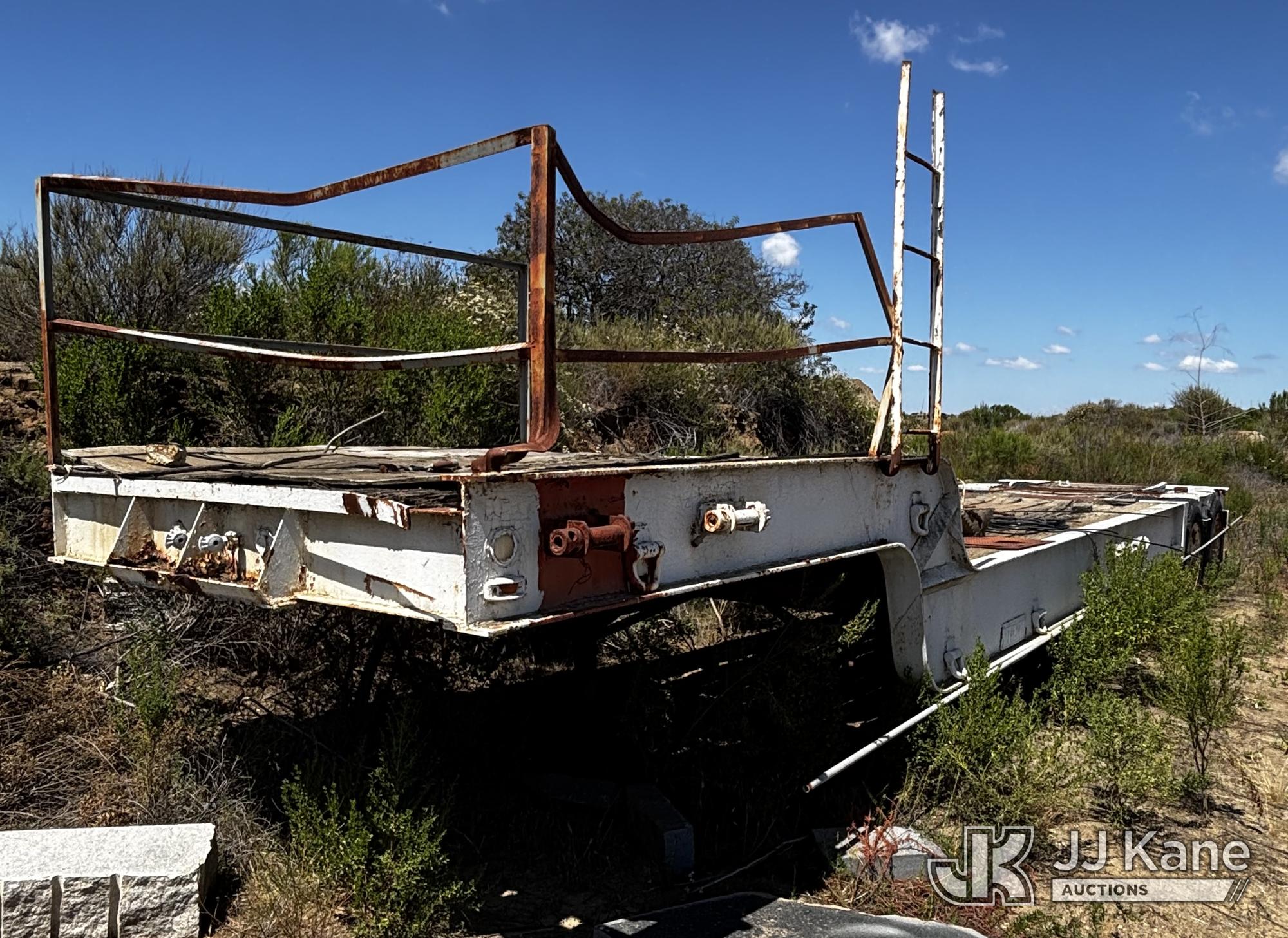 Photo of a  Utility LSWWX-18 TRAILER - EQUIPMENT/FLATBED