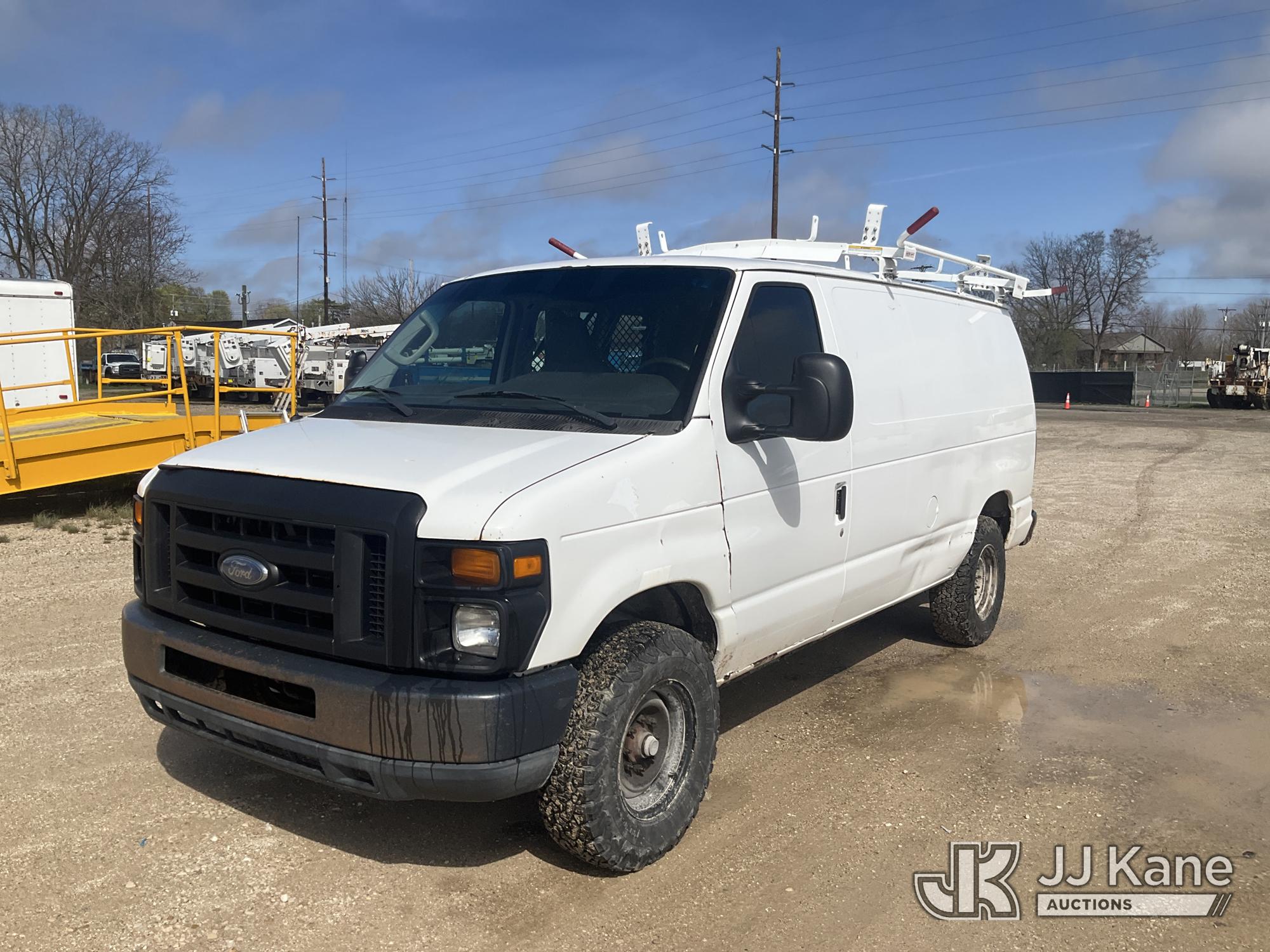 Photo of a 2013 Ford Econoline