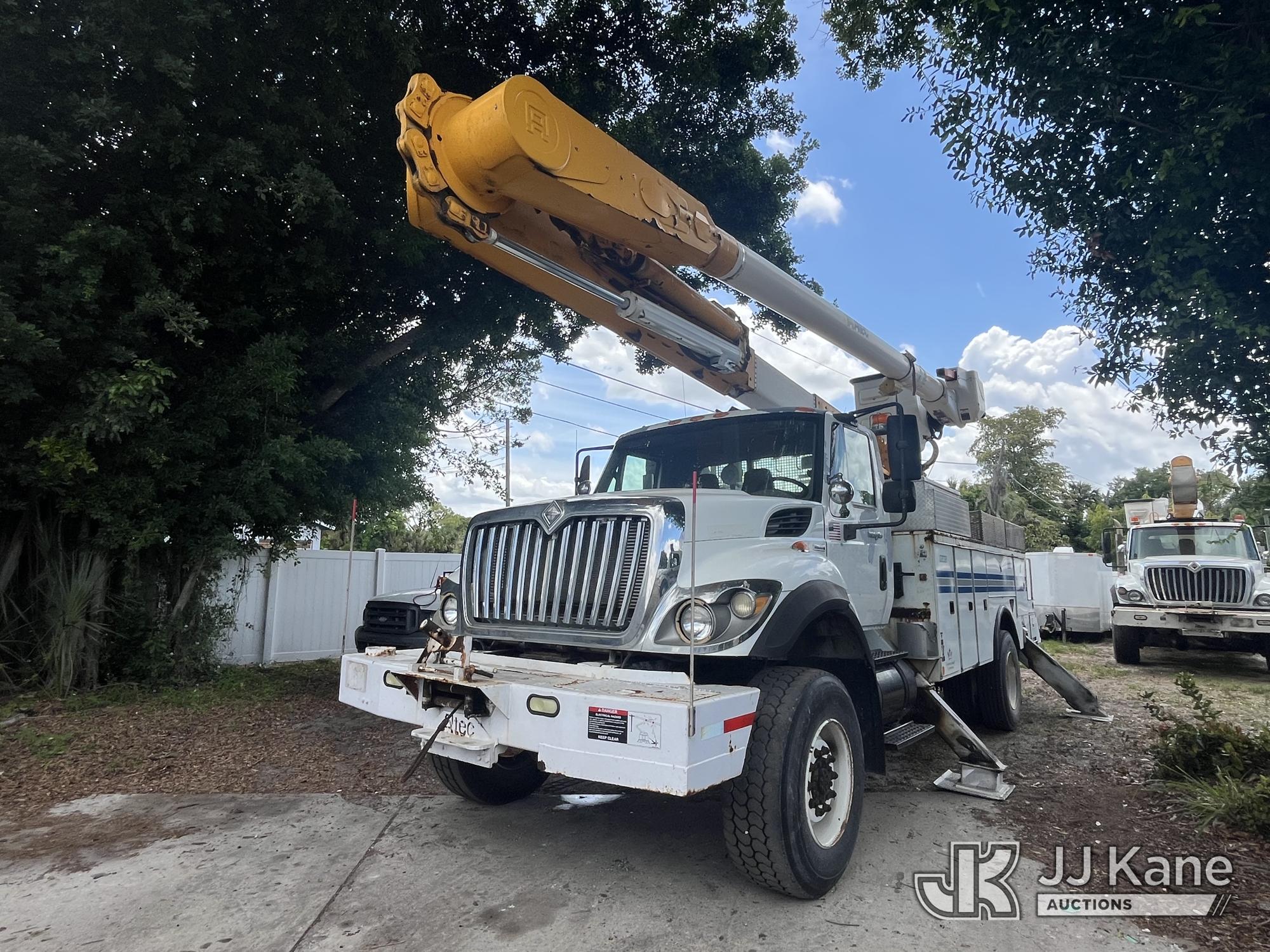 Photo of a 2008 International 7300