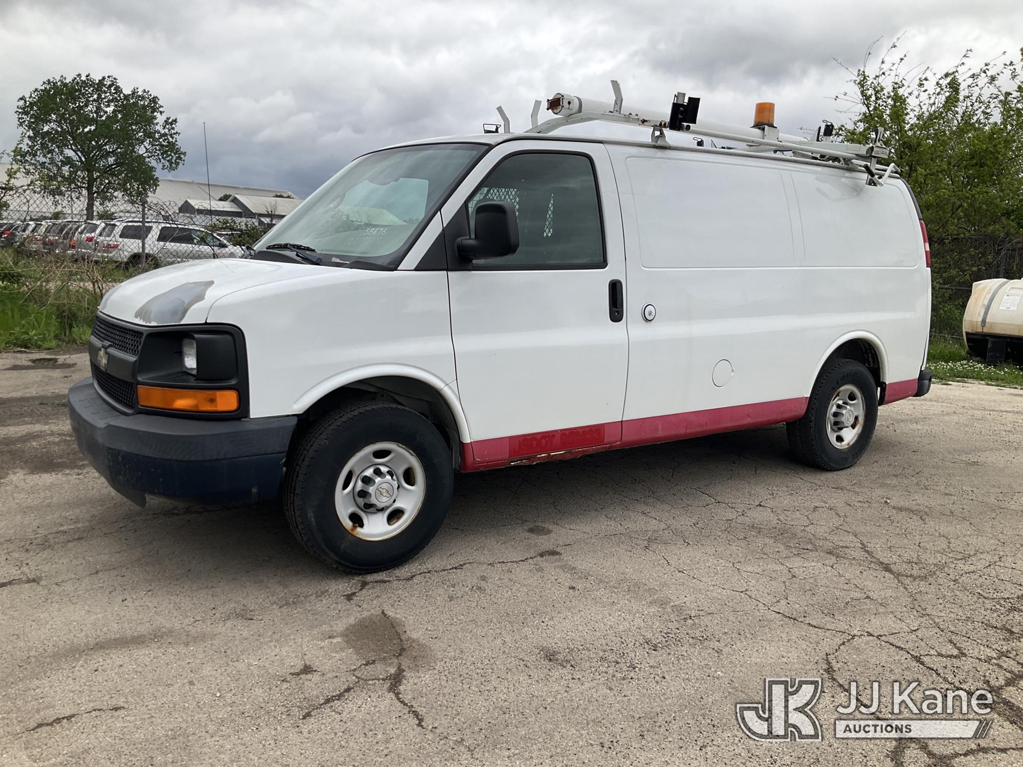 Photo of a 2009 Chevrolet Express G2500