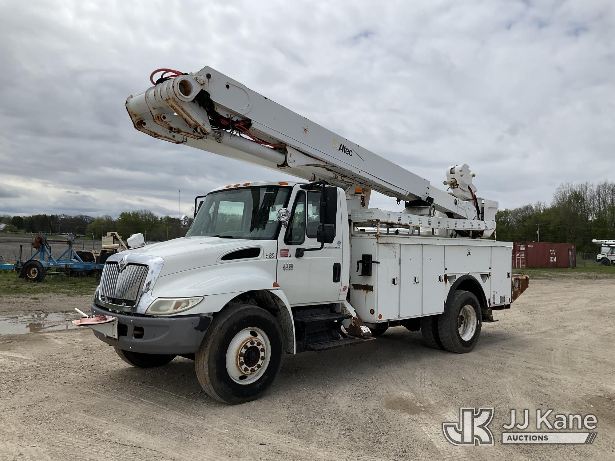 Photo of a 2007 International 4300