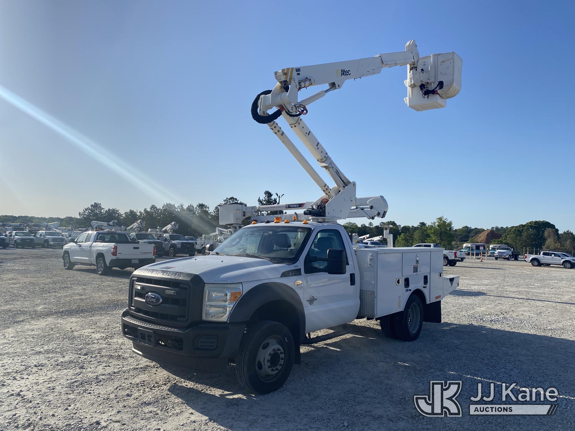 Photo of a 2015 Ford F-550